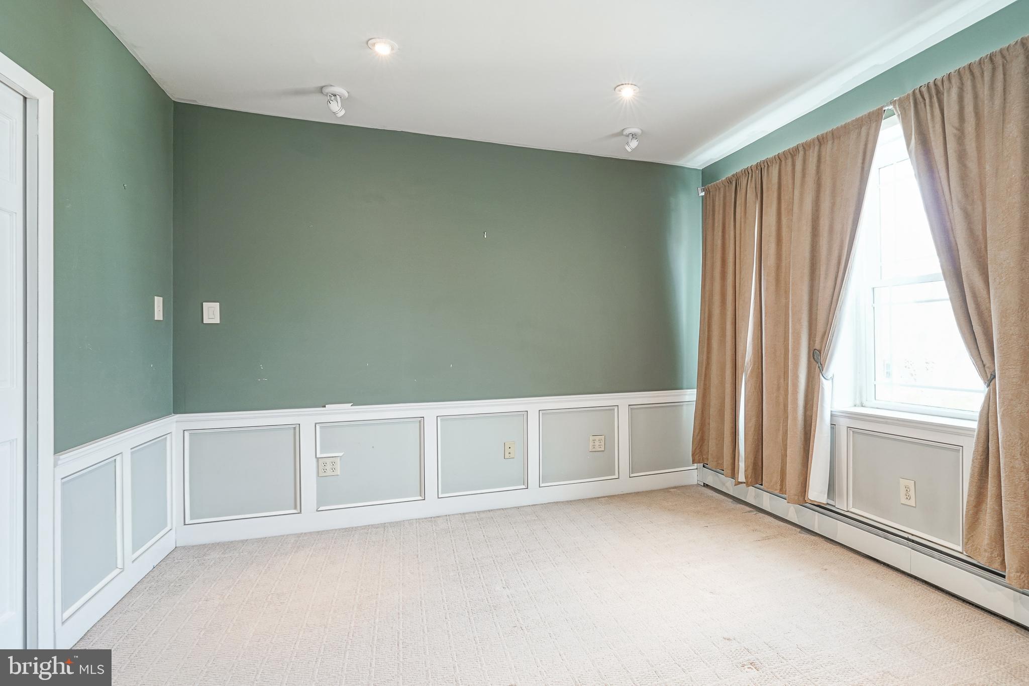 MAYFAIR - Residential