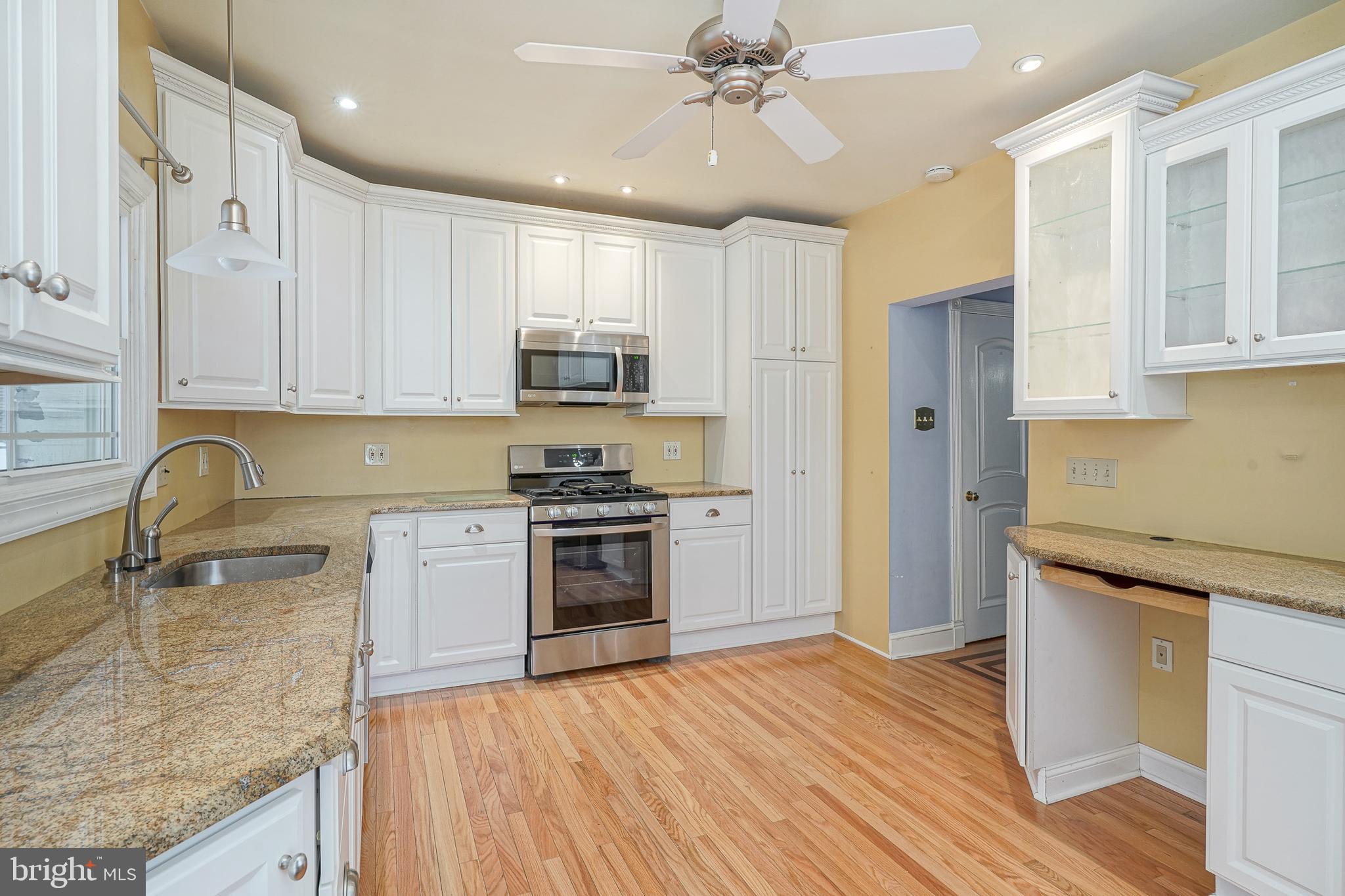 MAYFAIR - Residential