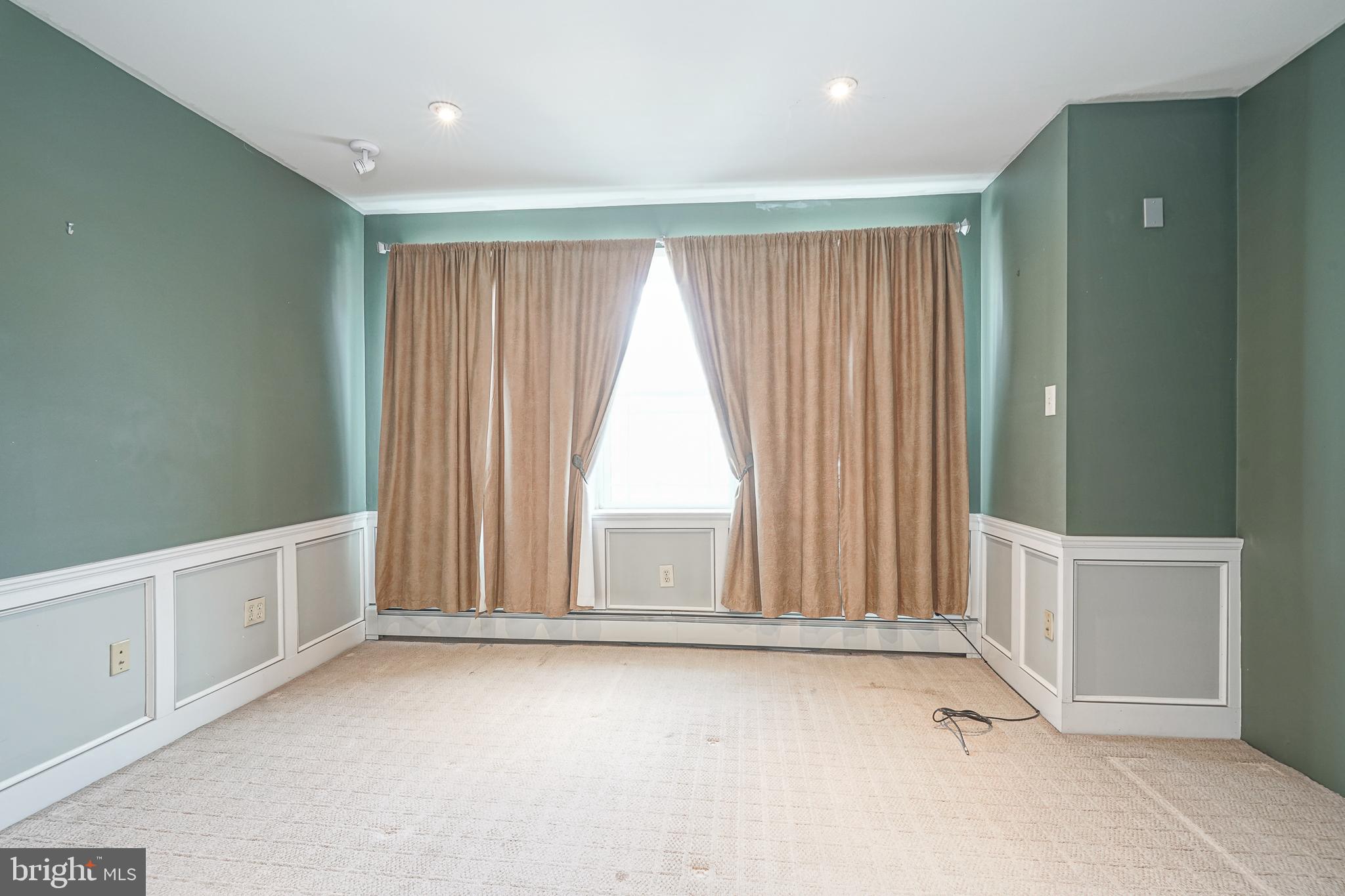 MAYFAIR - Residential