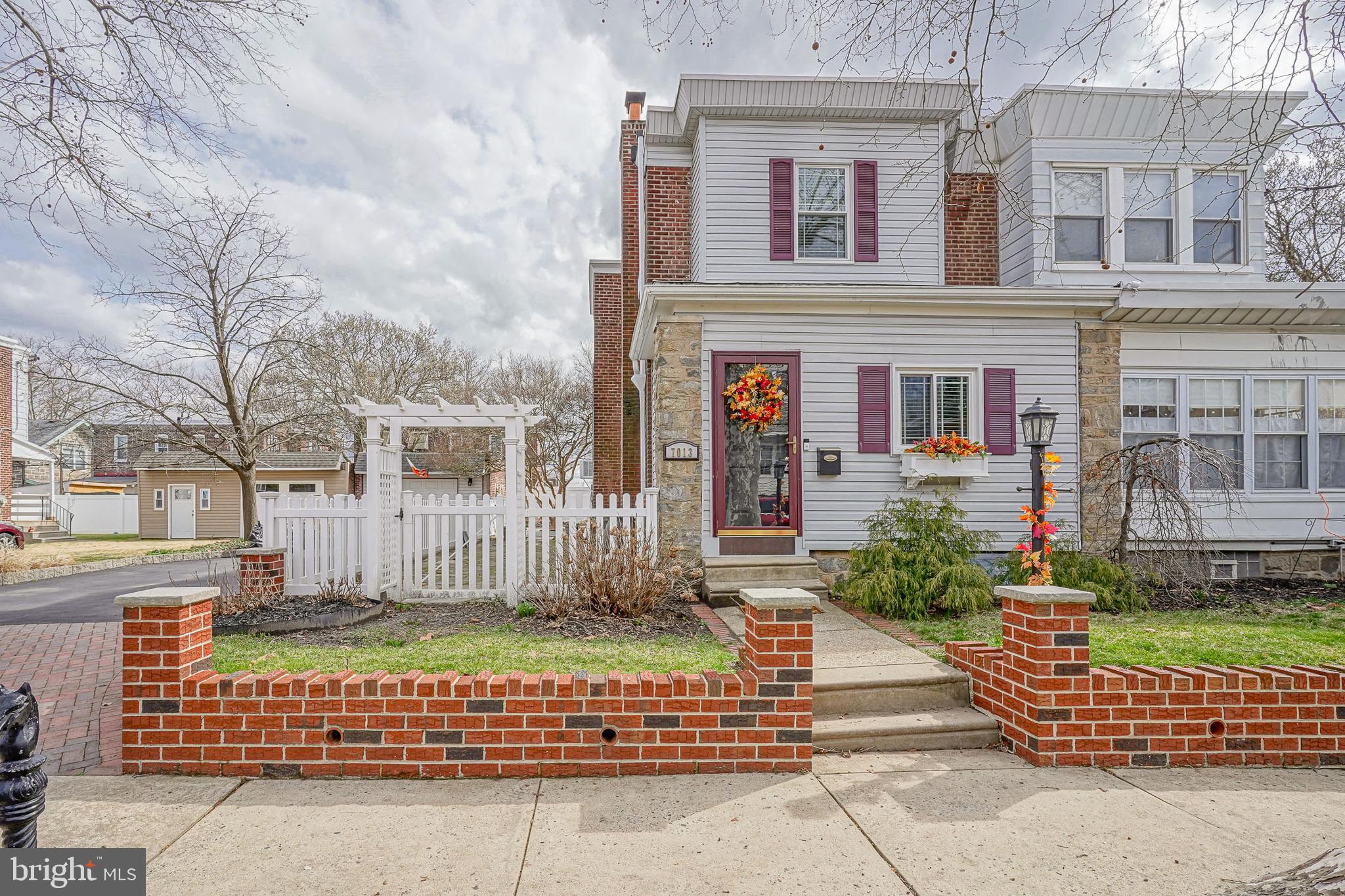 MAYFAIR - Residential