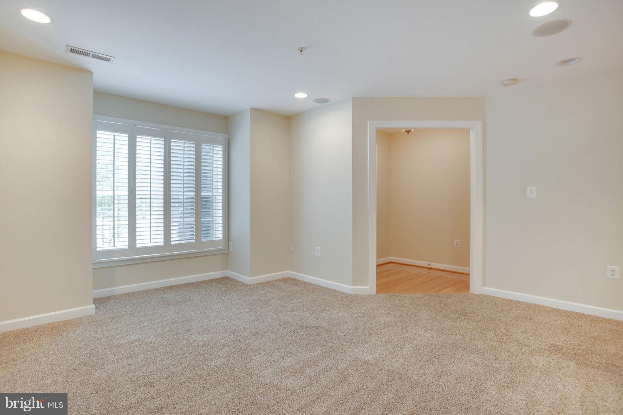 ADMIRALS VIEW - Residential