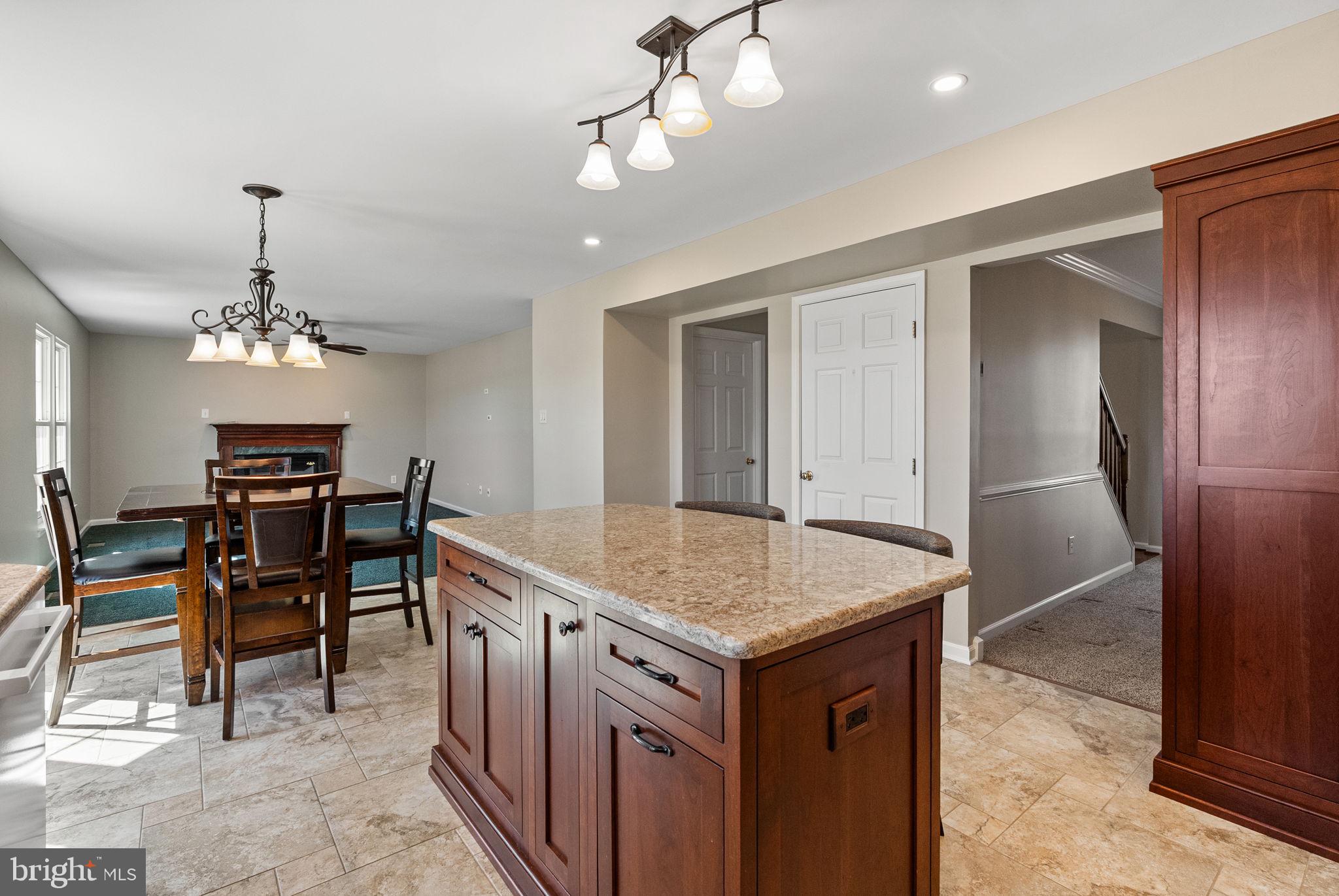 STONEY RUN - Residential