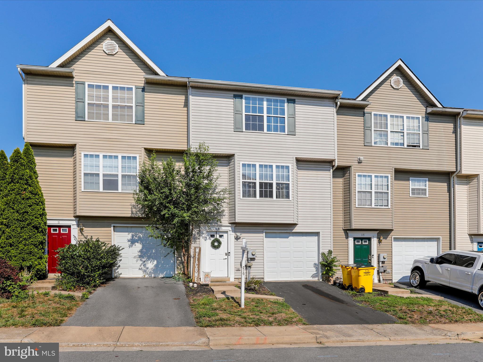 TOWNES OF INWOOD - Residential