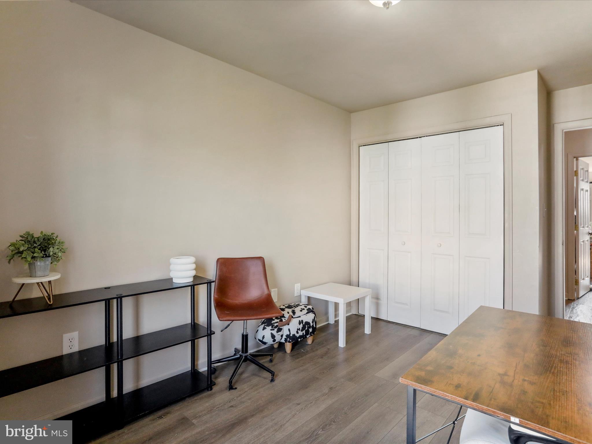 TOWNES OF INWOOD - Residential