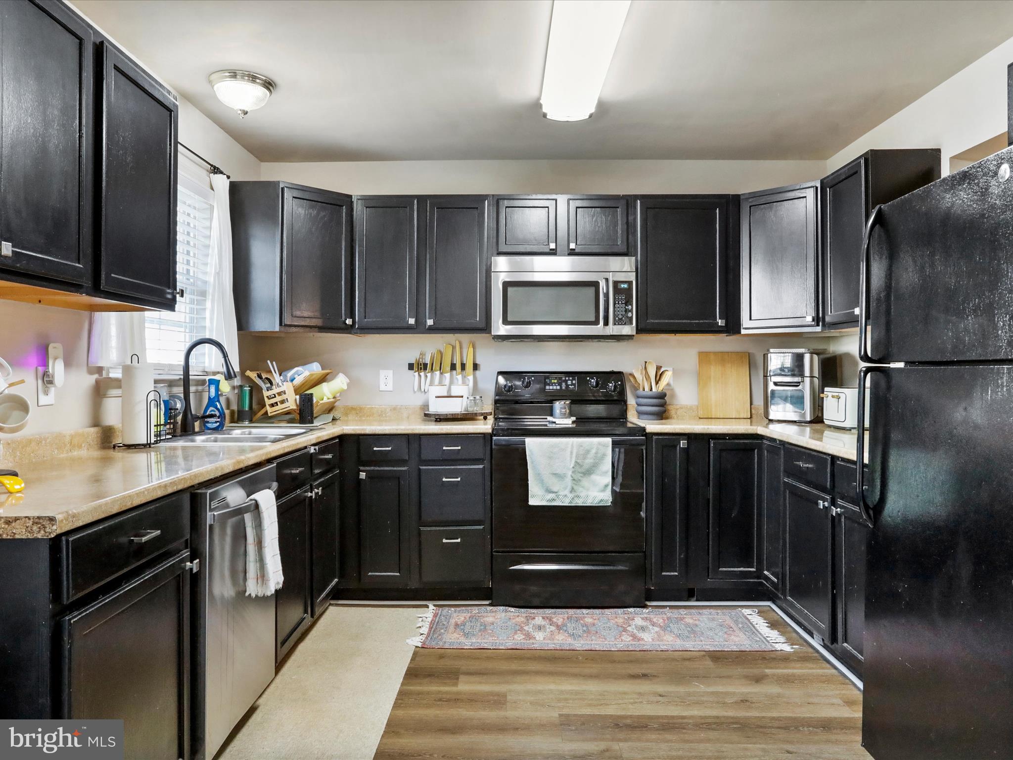 TOWNES OF INWOOD - Residential