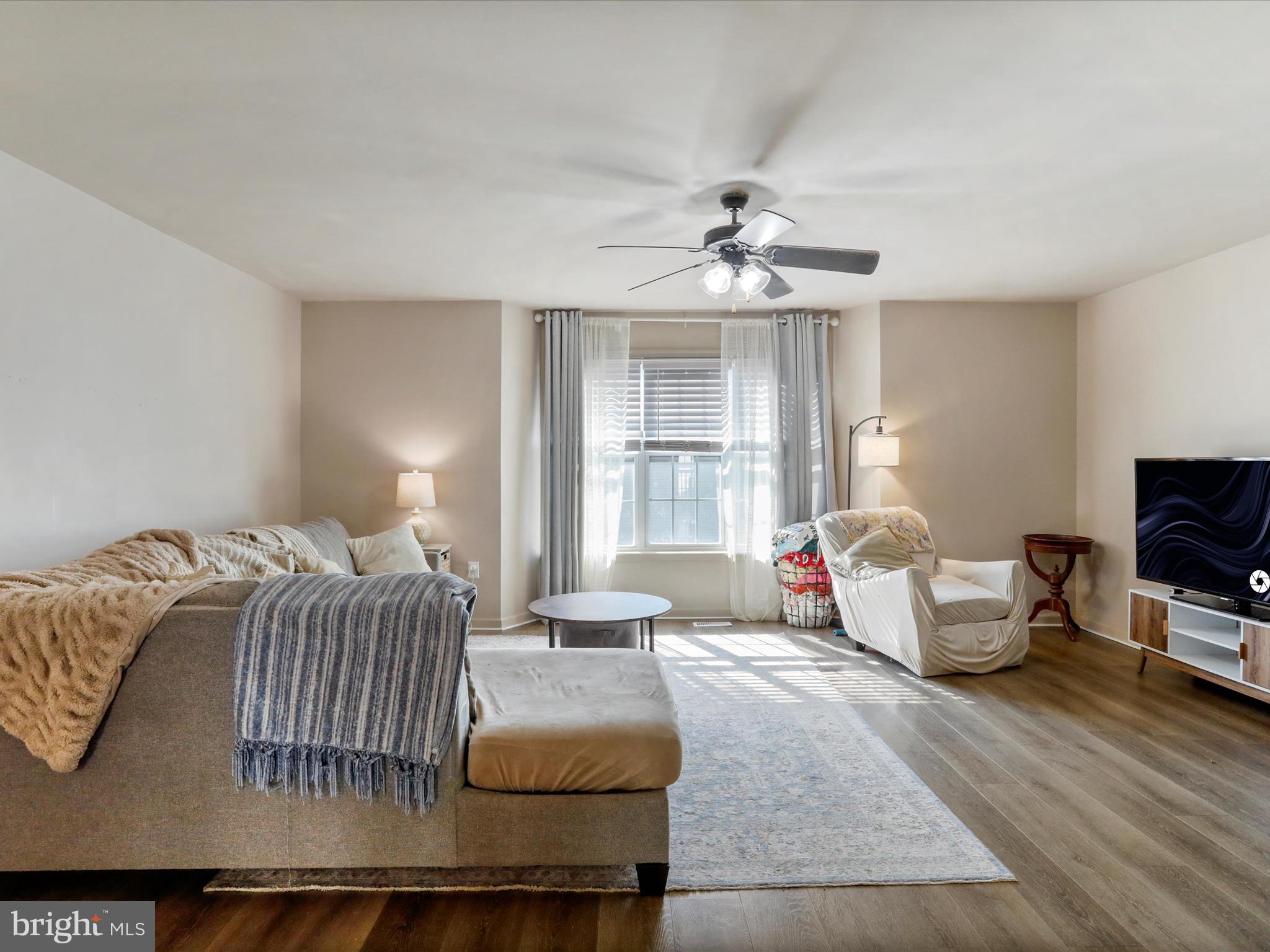 TOWNES OF INWOOD - Residential