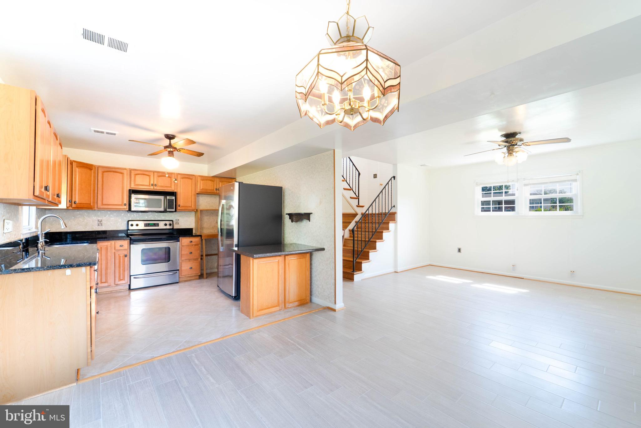 PRINCE WILLIAM ESTATES - Residential