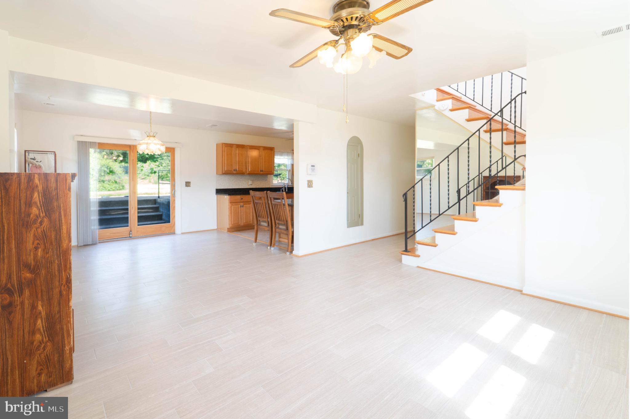 PRINCE WILLIAM ESTATES - Residential