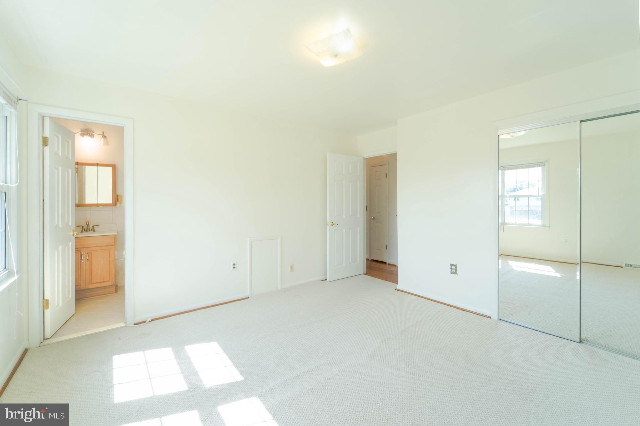 PRINCE WILLIAM ESTATES - Residential