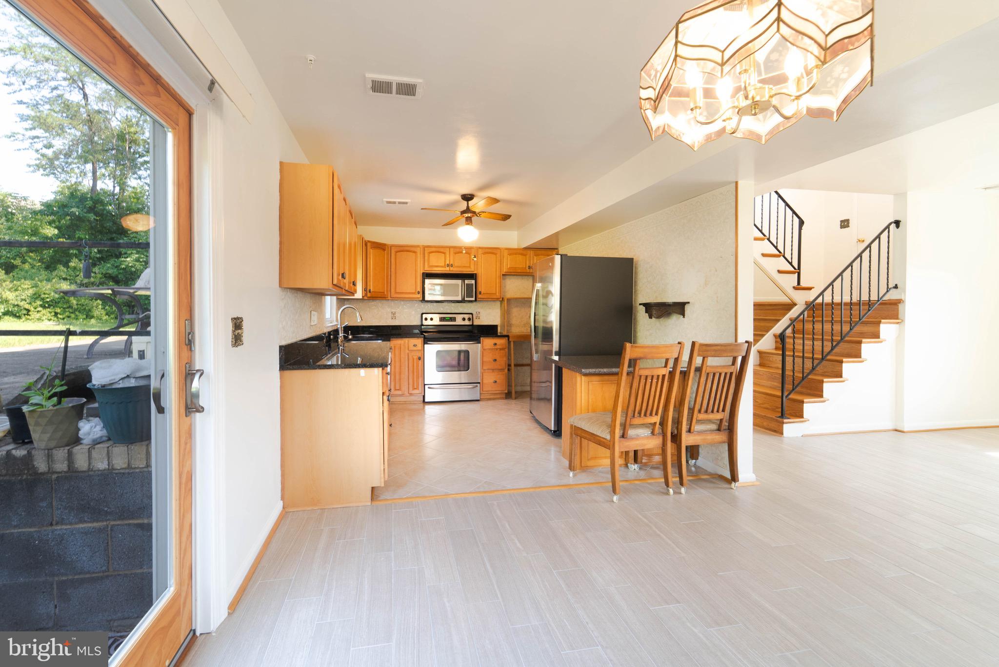 PRINCE WILLIAM ESTATES - Residential