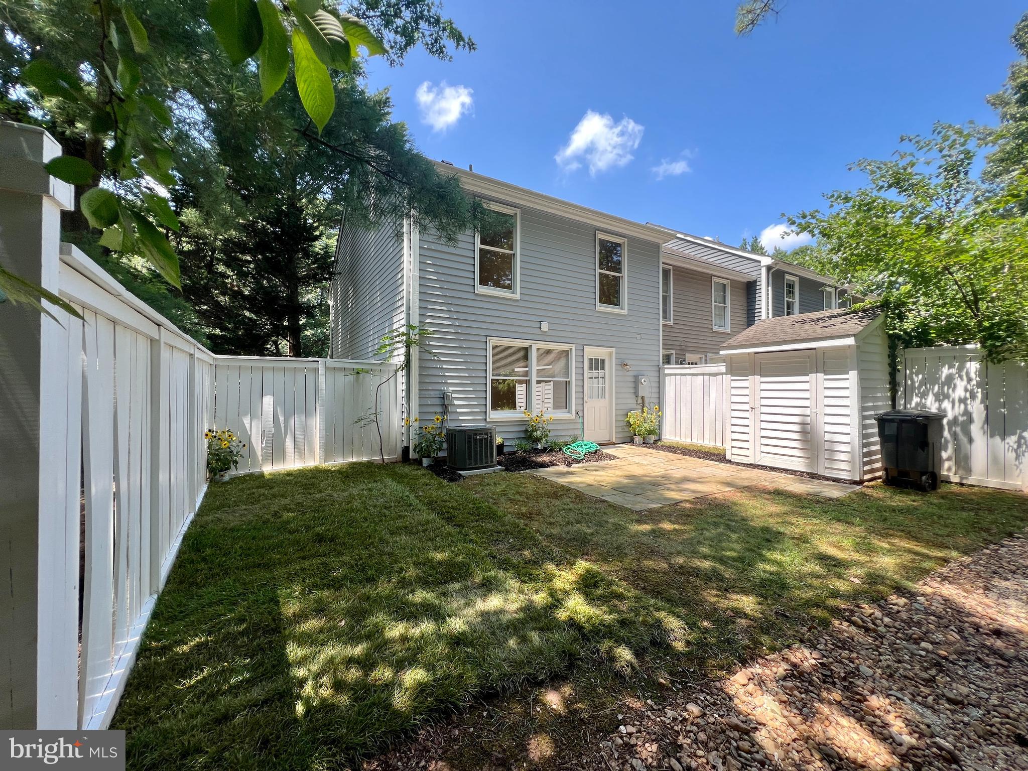 RESTON - Residential Lease