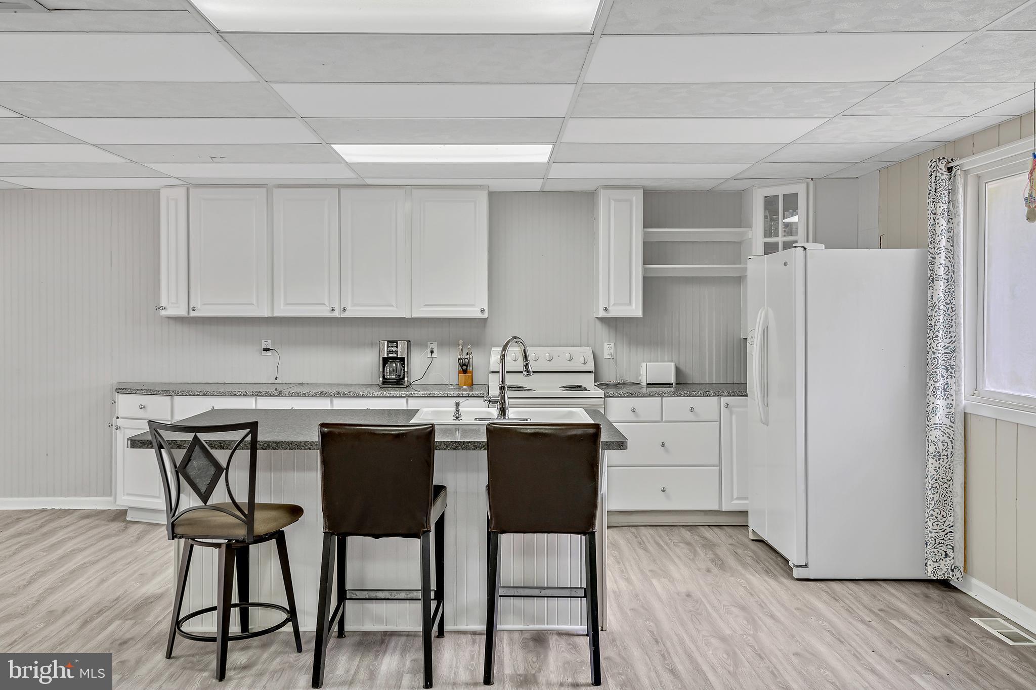 BAYSIDE BEACH - Residential