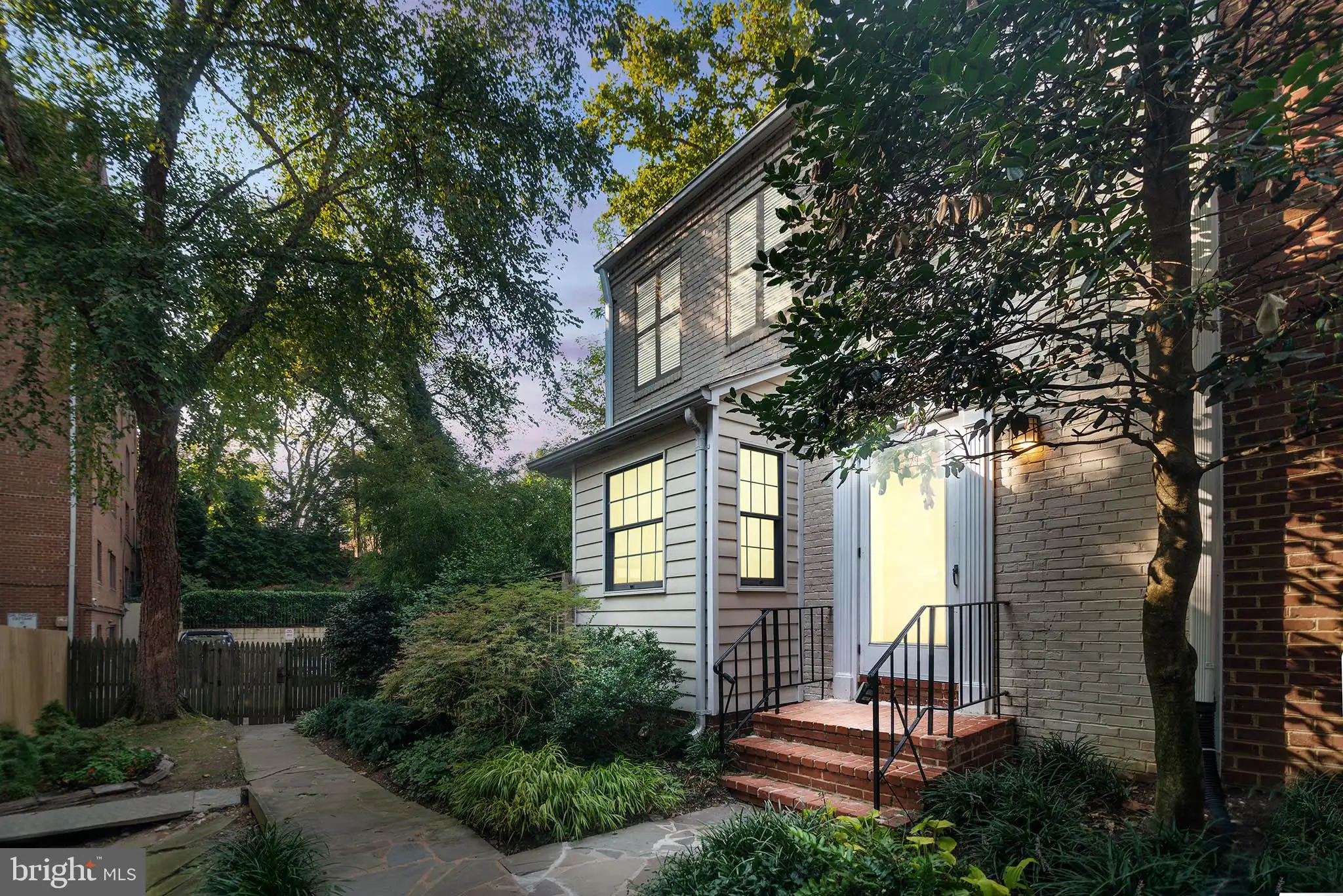 5000 V Street NW, Washington, DC 20007