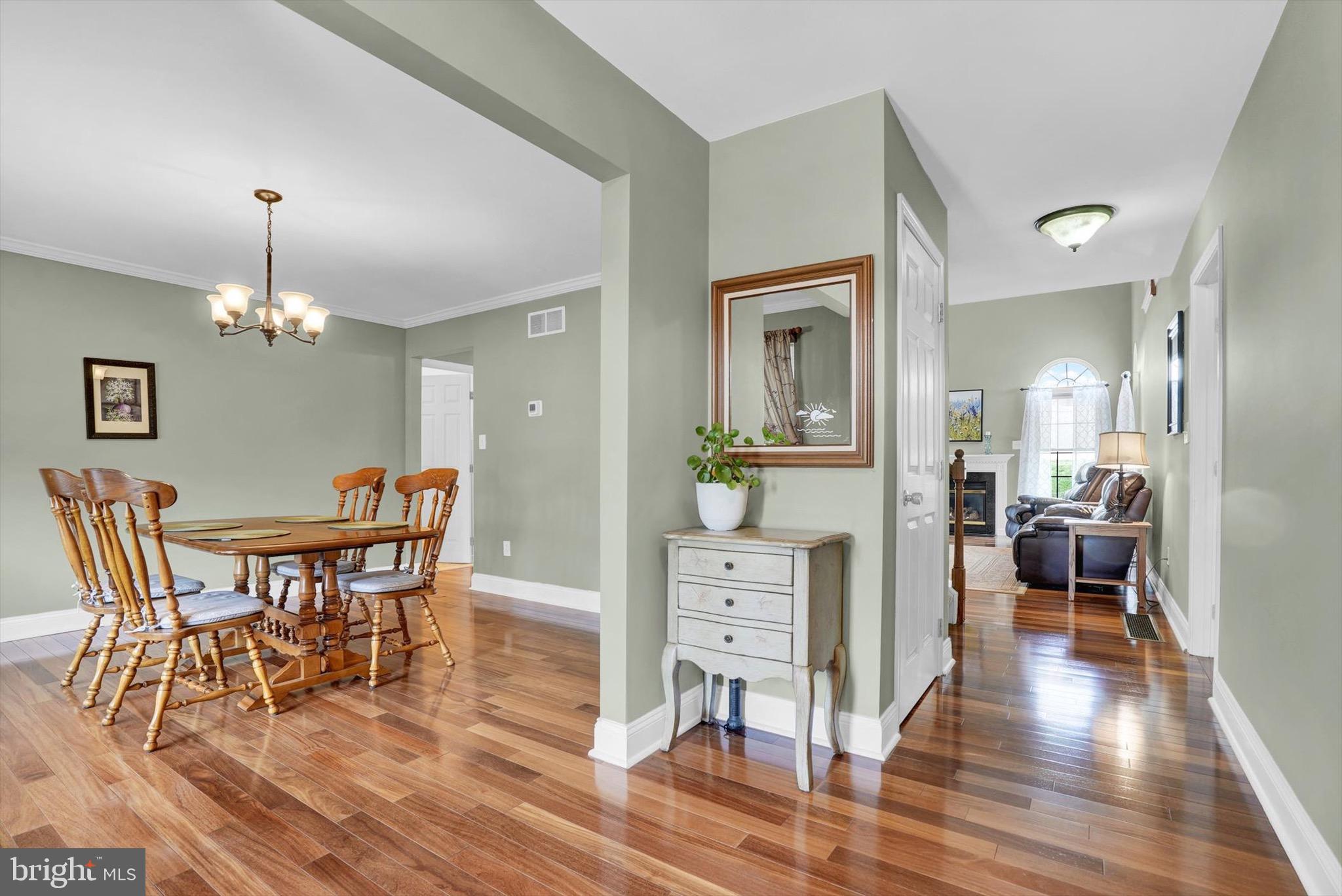 MEADOWS HEIDELBERG - Residential