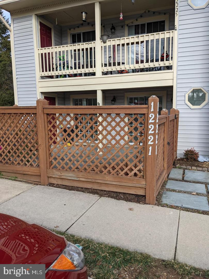 LAKE RIDGE - Residential