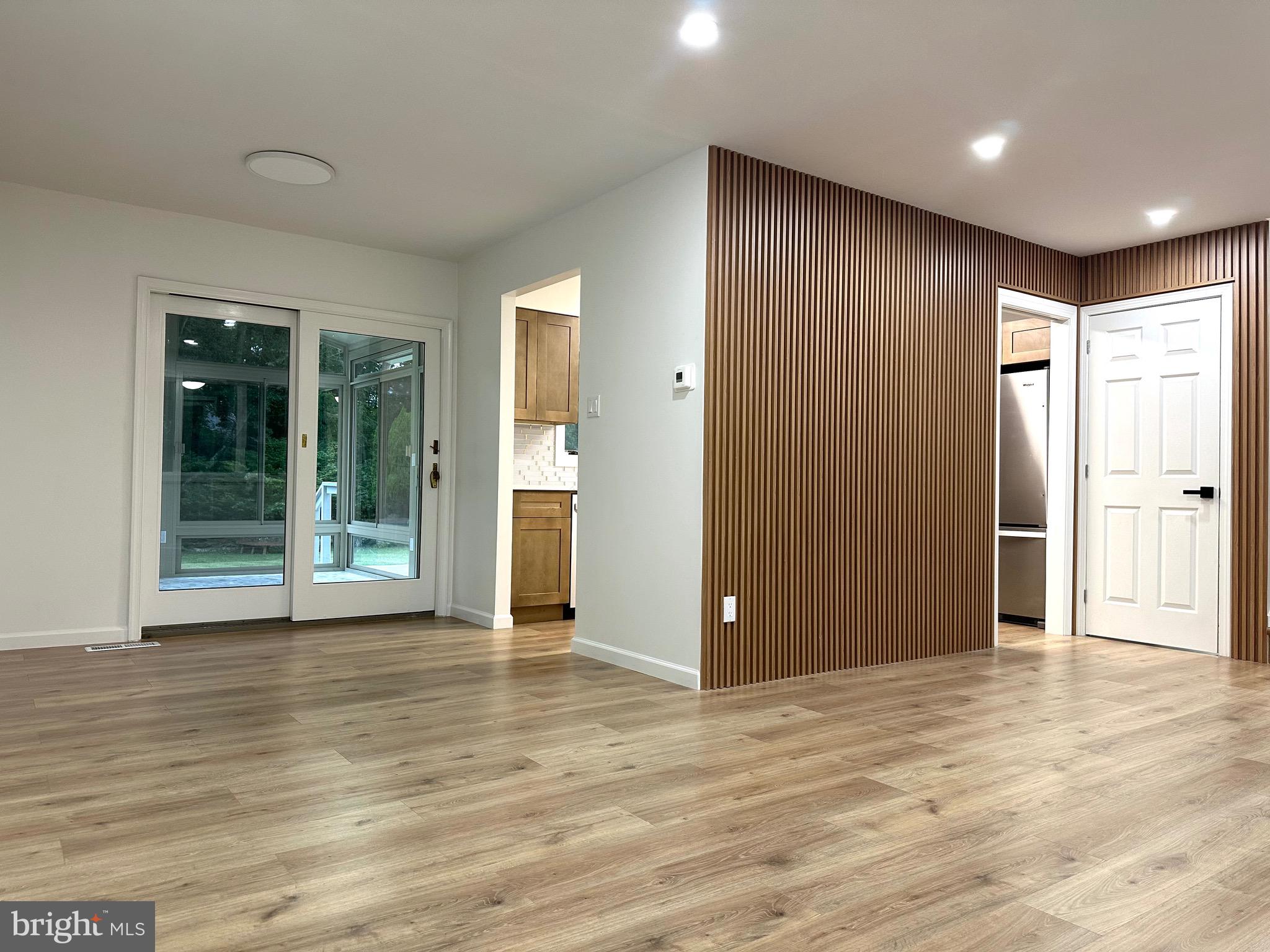 404 KING GEORGE ROAD