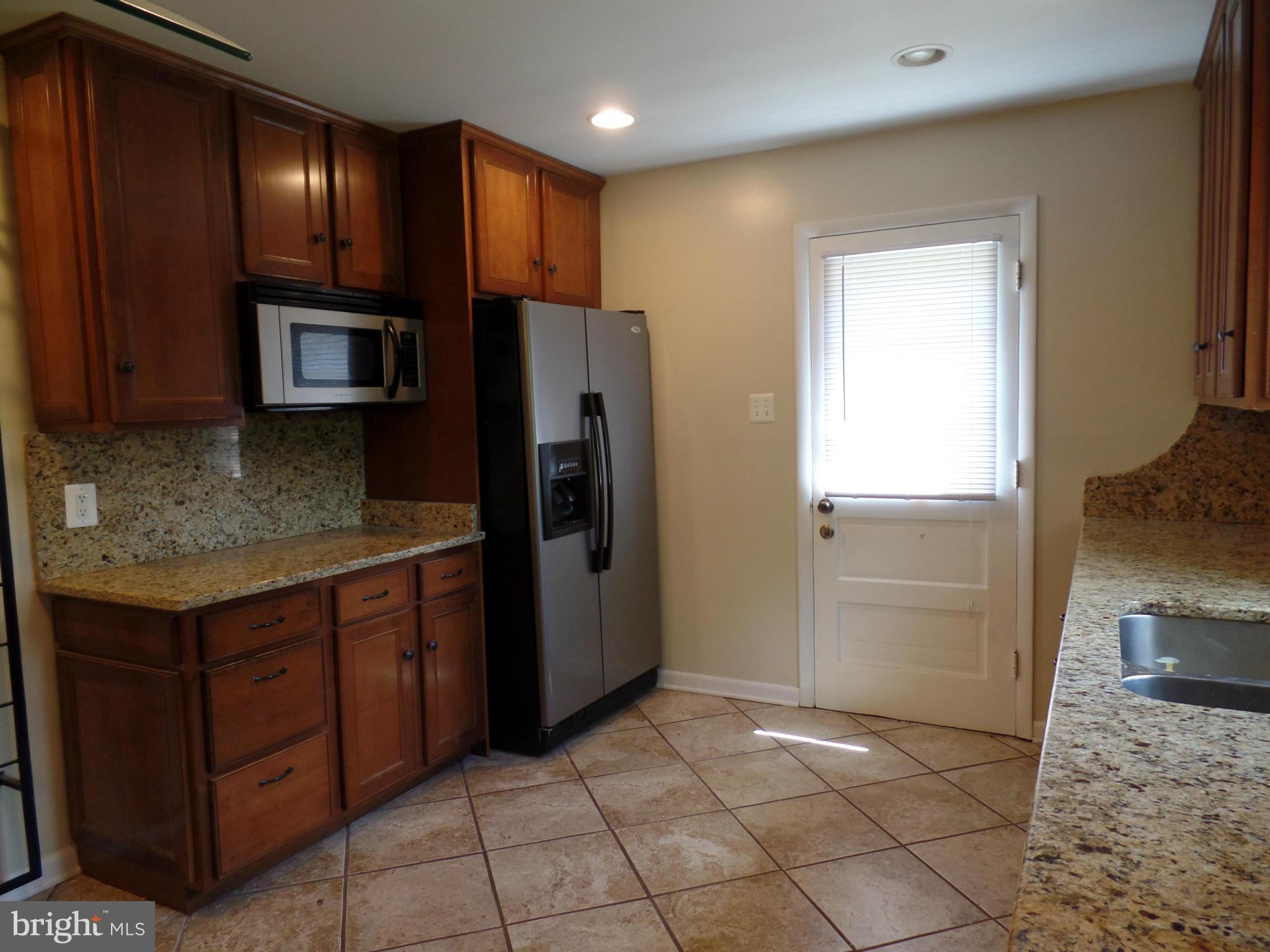 LEEHIGH VILLAGE - Residential Lease