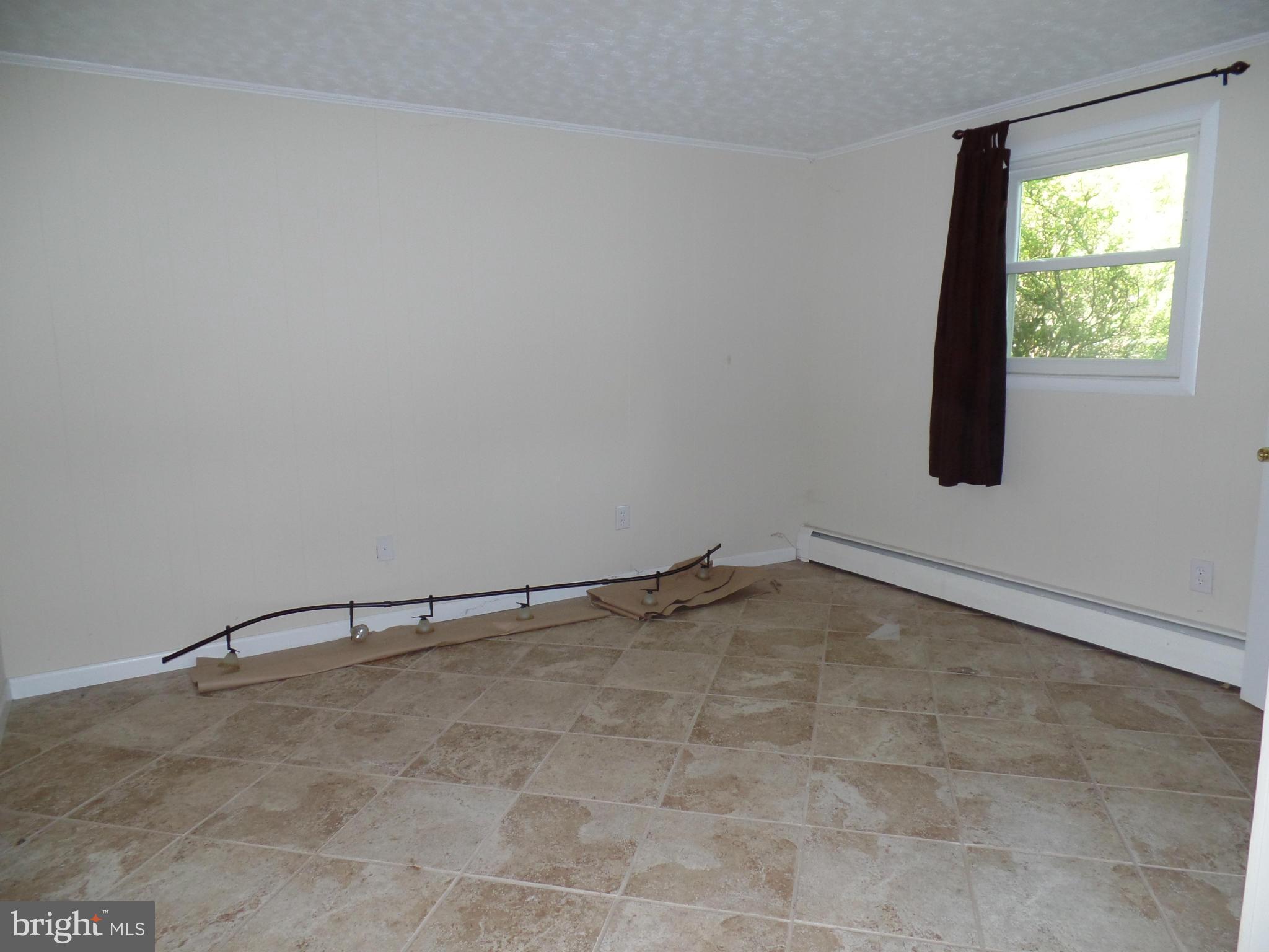 LEEHIGH VILLAGE - Residential Lease