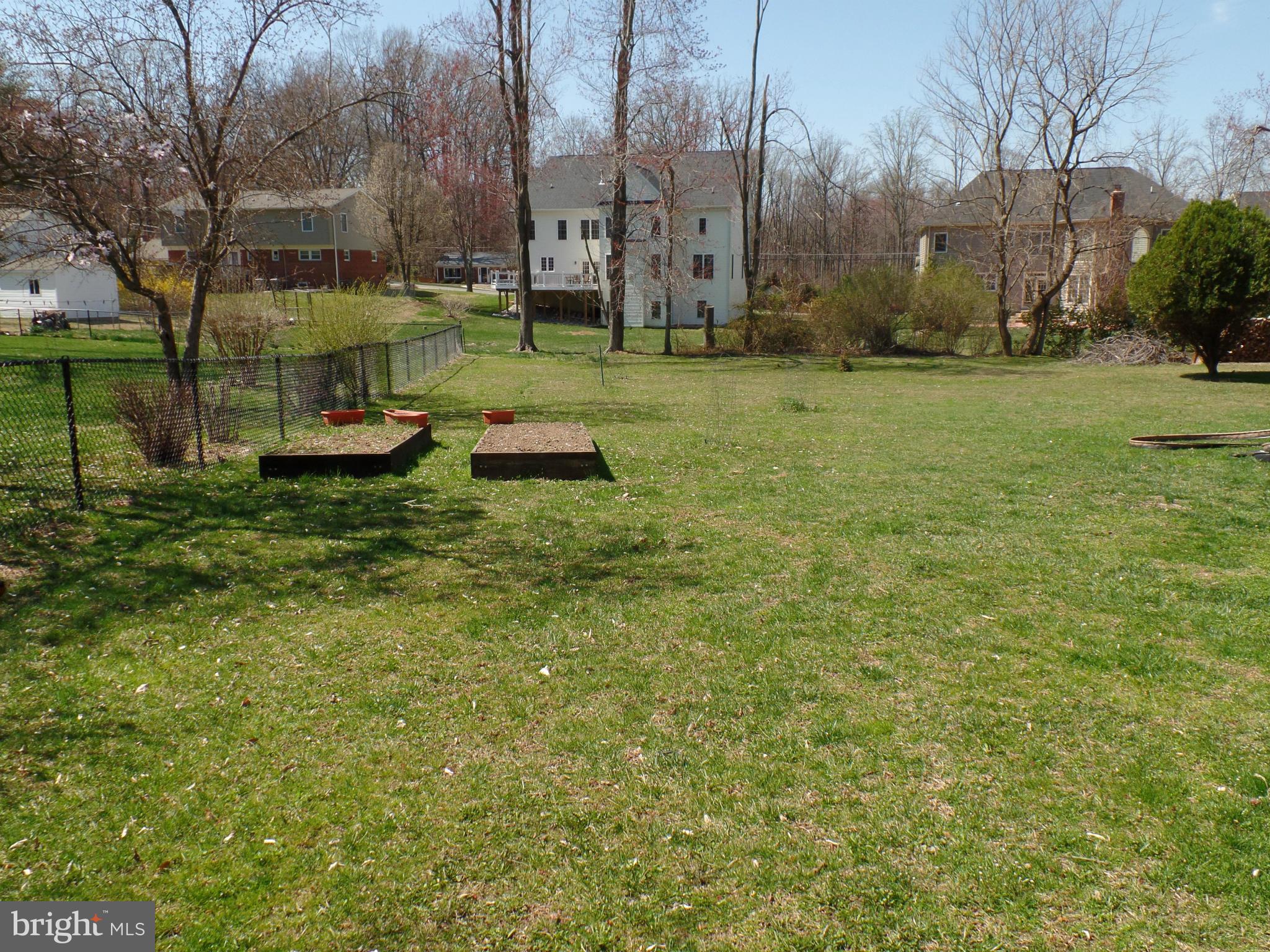 LEEHIGH VILLAGE - Residential Lease