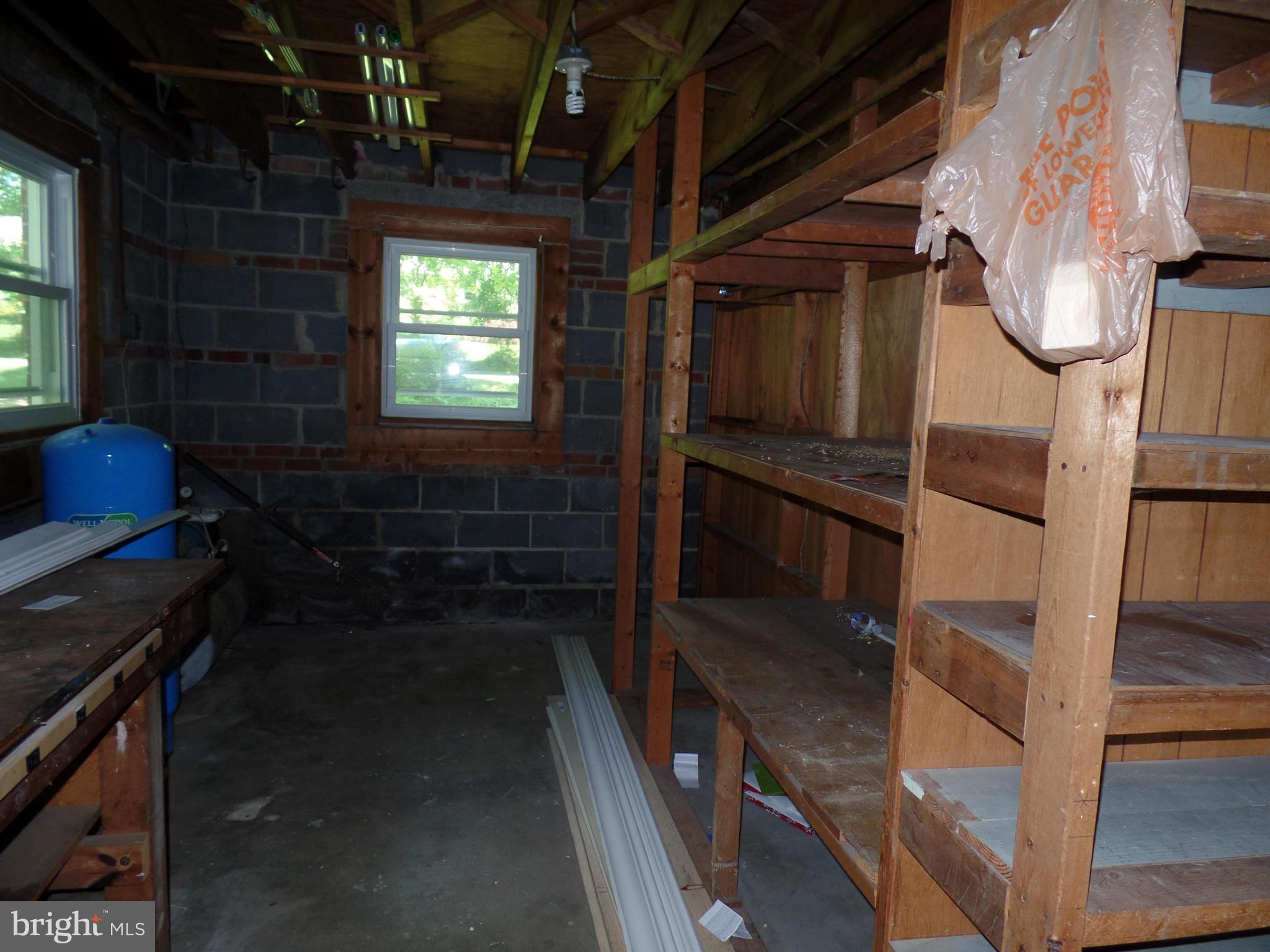 LEEHIGH VILLAGE - Residential Lease