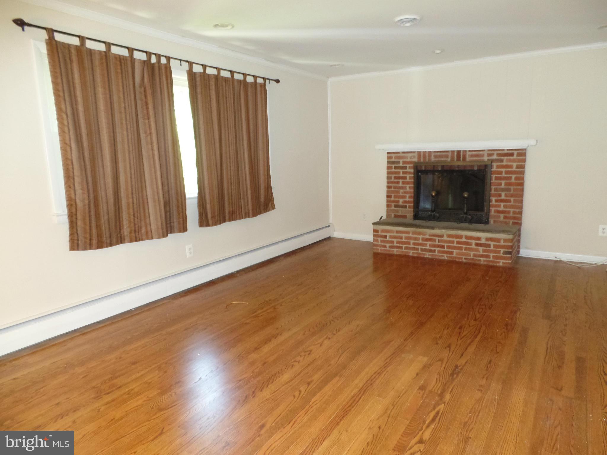 LEEHIGH VILLAGE - Residential Lease