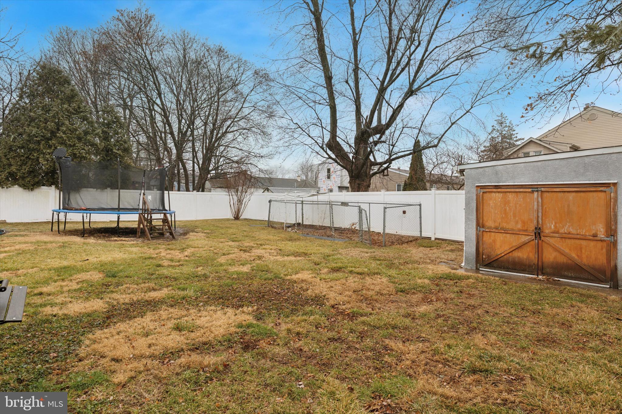 WILLOW GROVE - Residential Lease