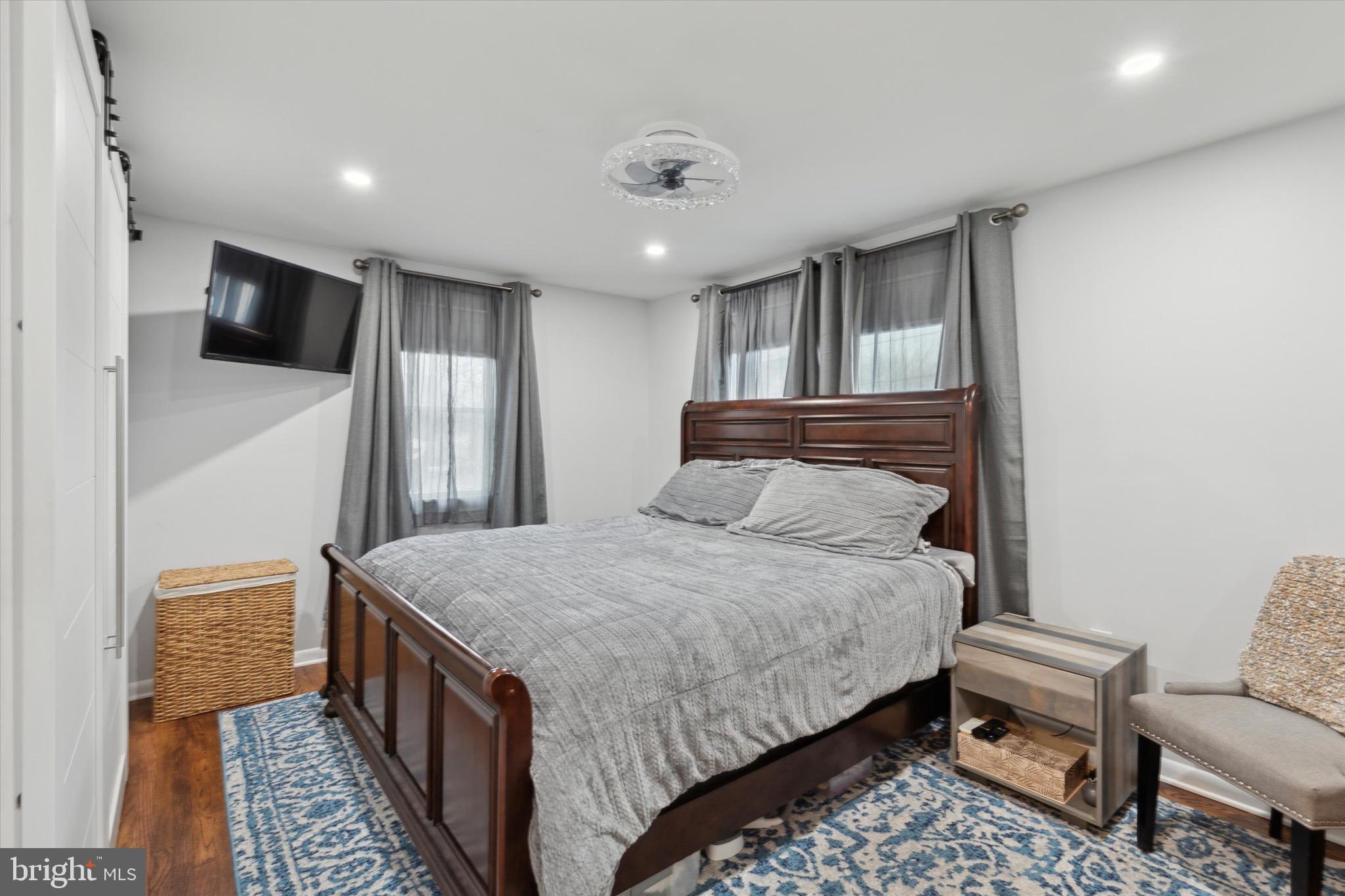 WILLOW GROVE - Residential Lease