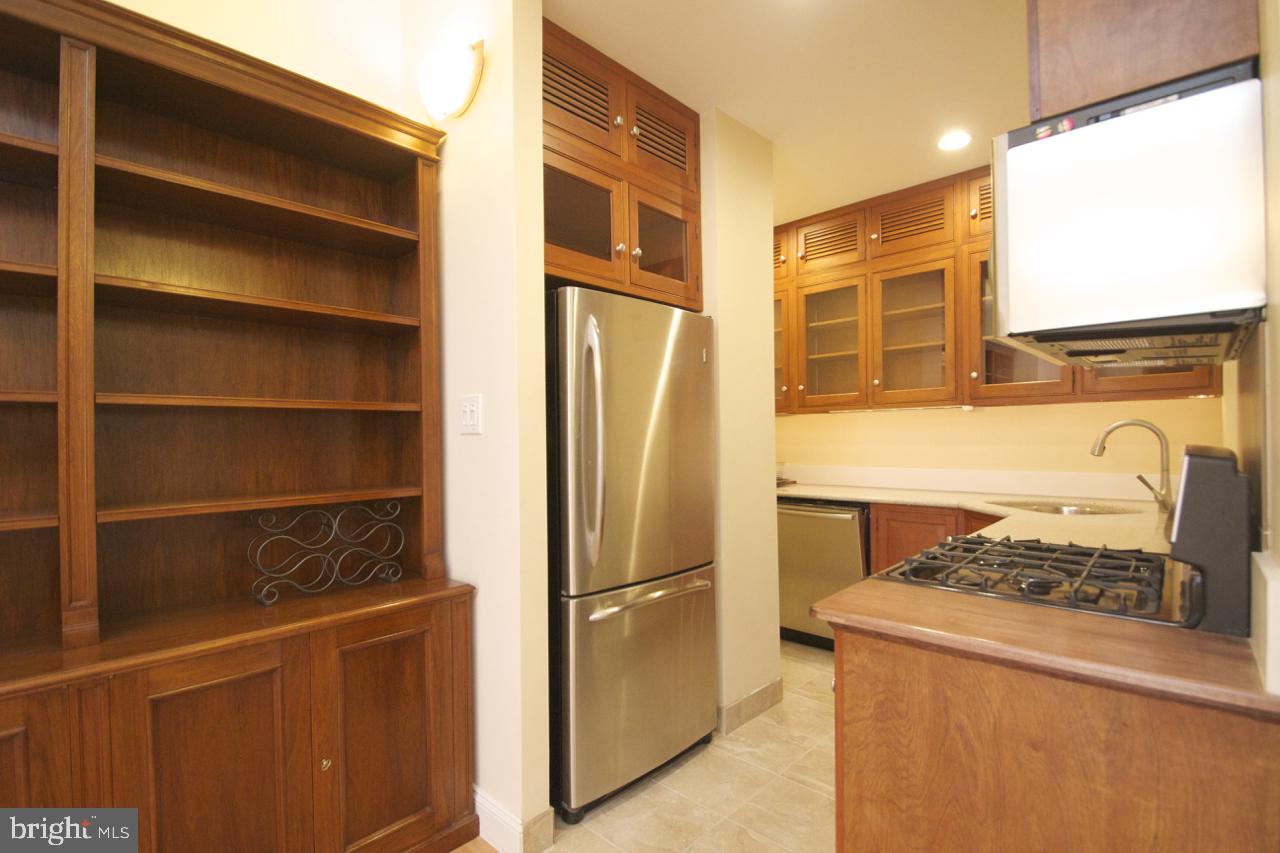 BELLA VISTA - Residential Lease