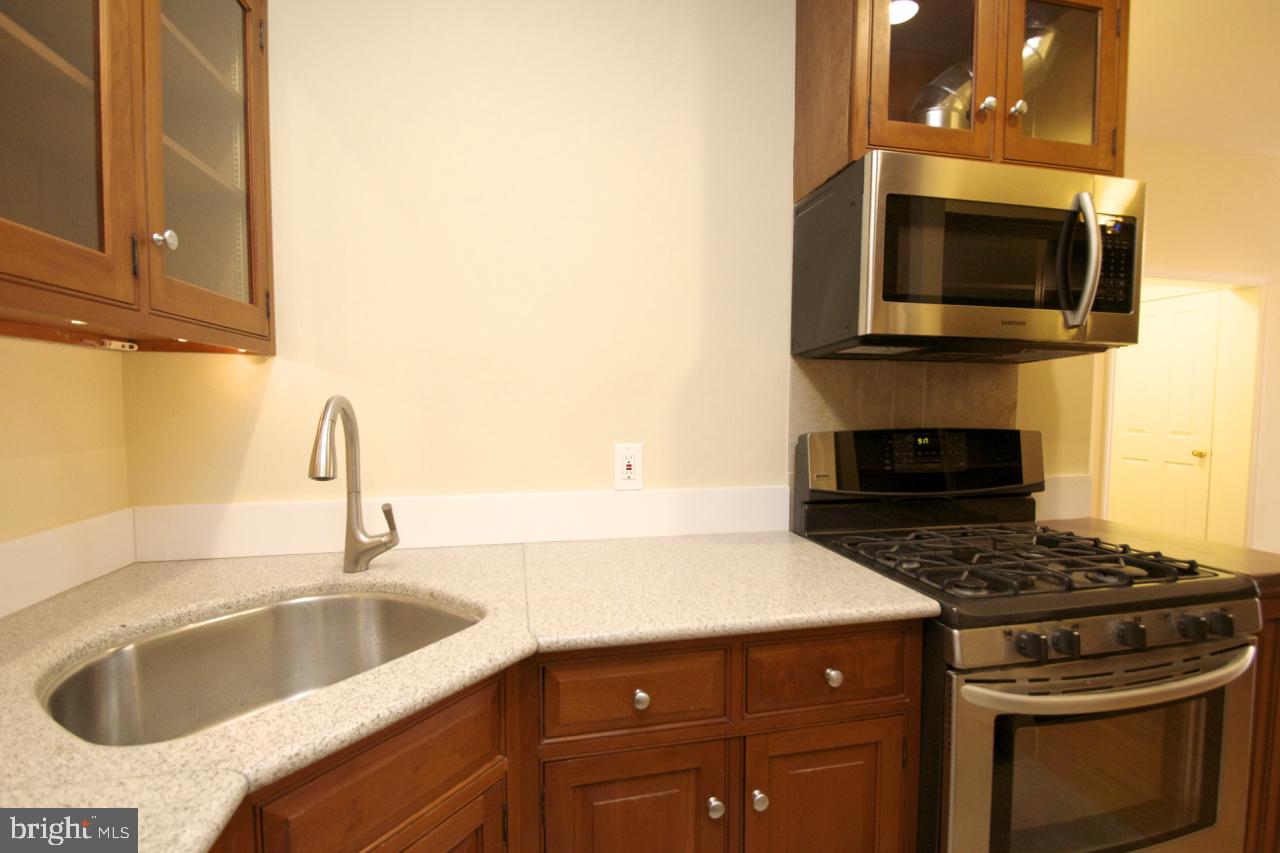 BELLA VISTA - Residential Lease