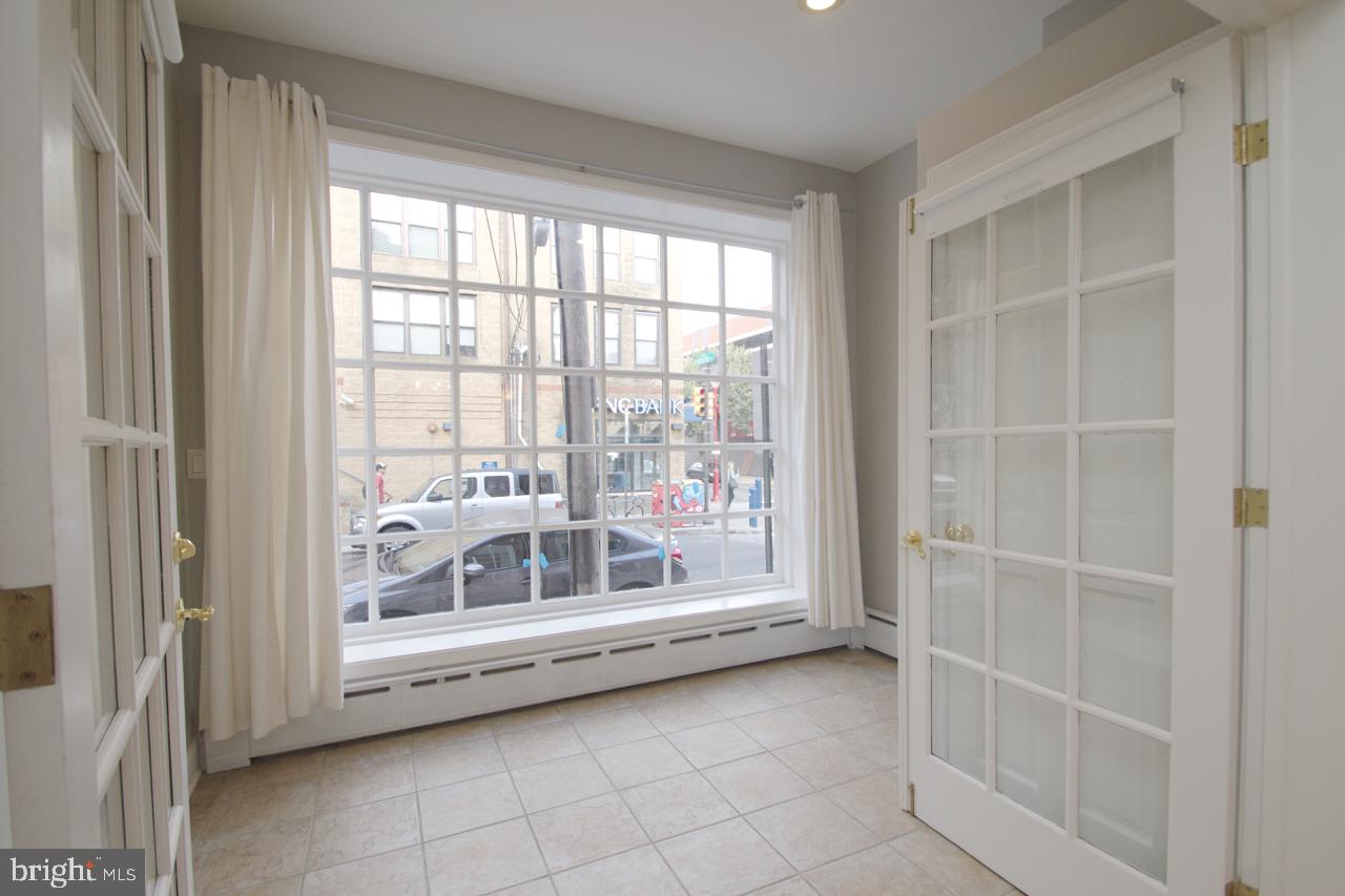 BELLA VISTA - Residential Lease