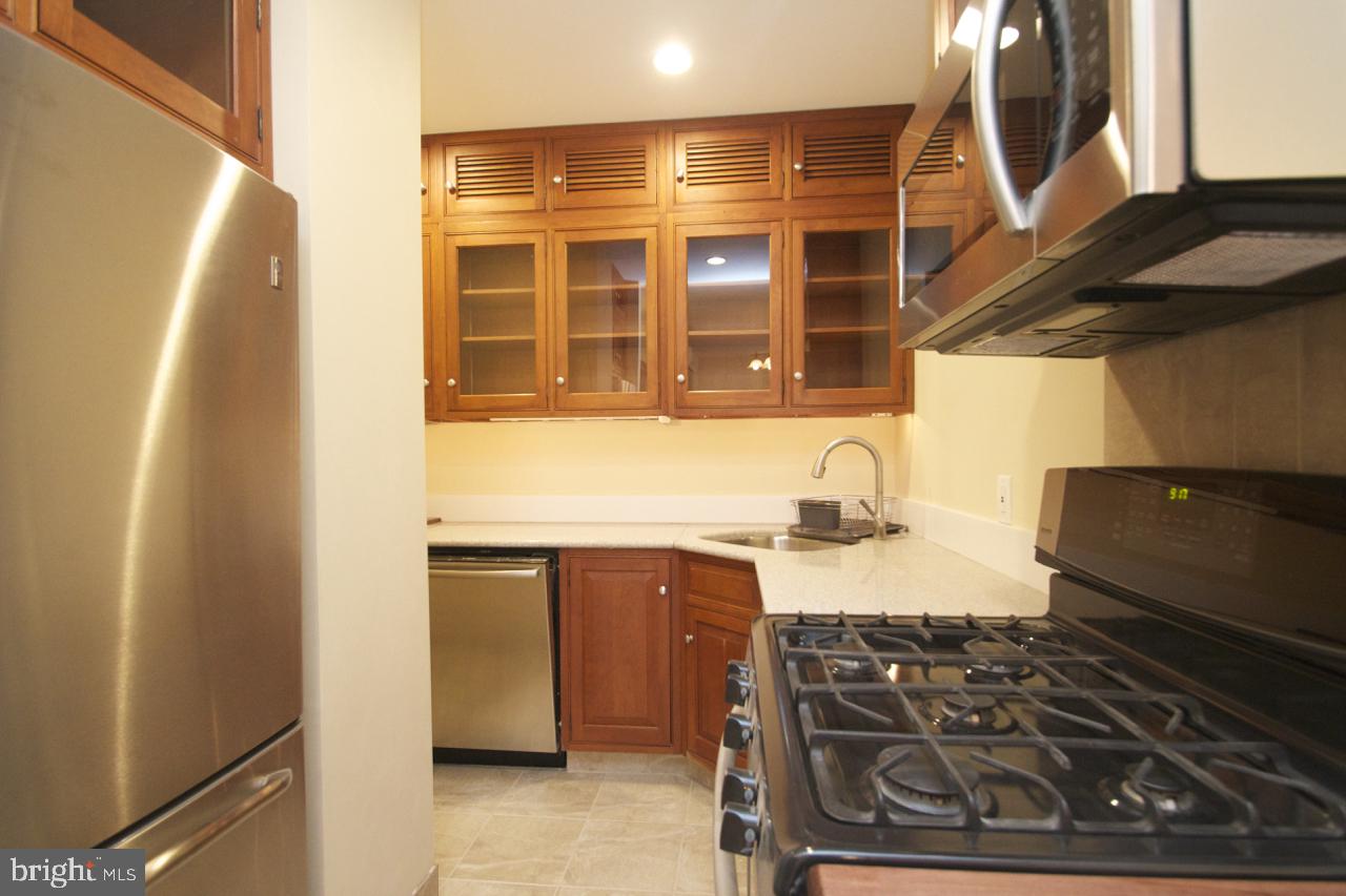 BELLA VISTA - Residential Lease