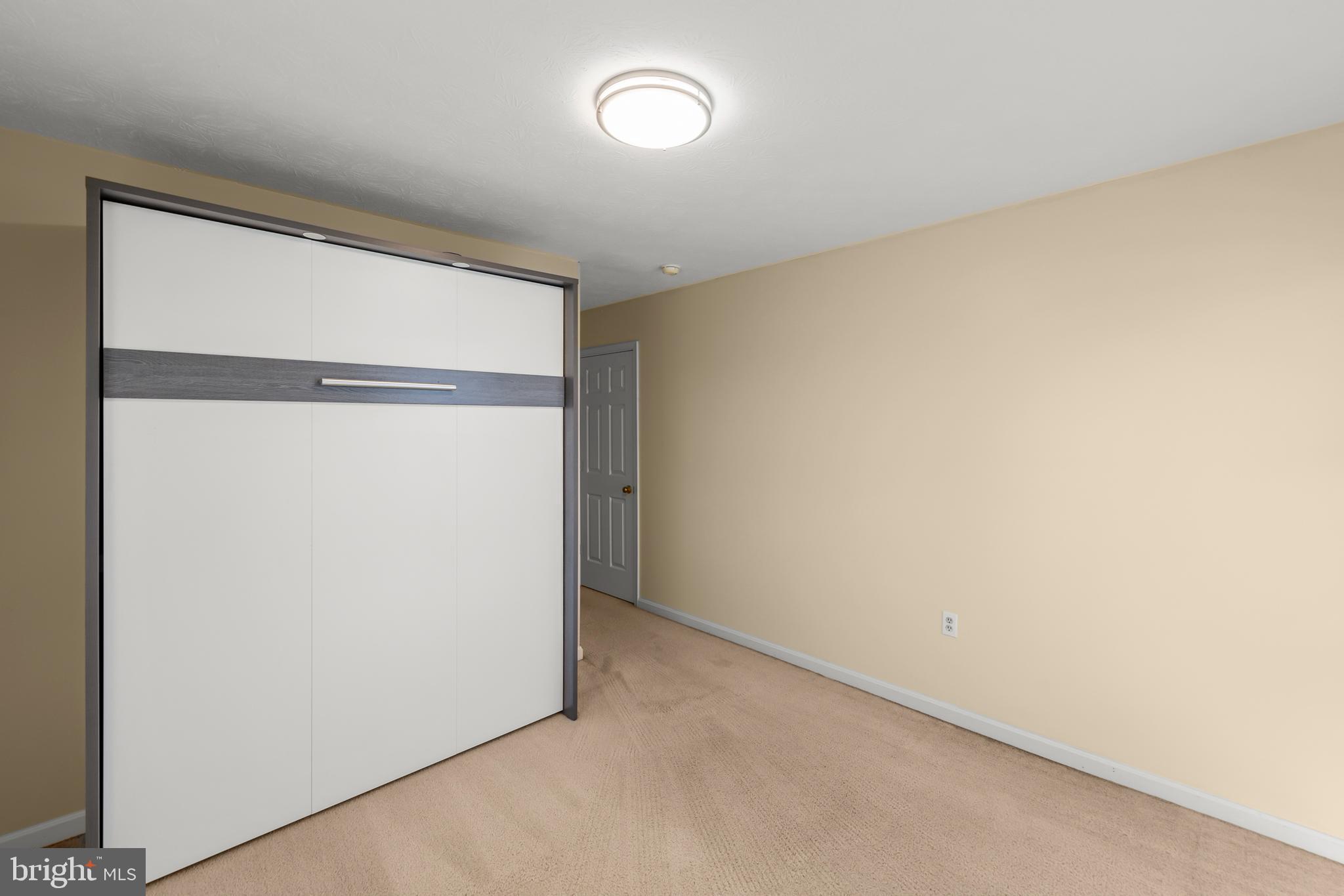 ALBIN VILLAGE - Residential