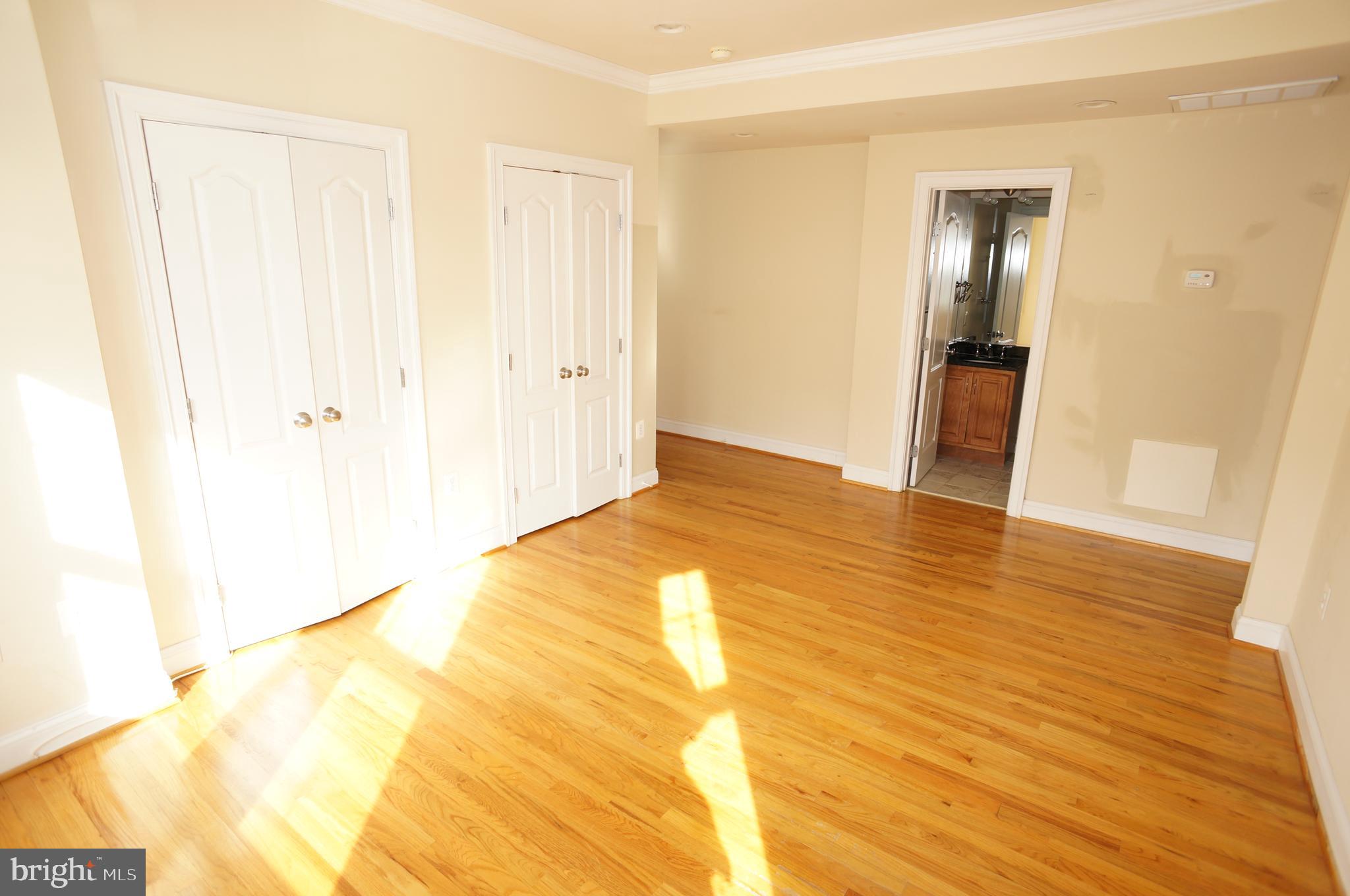 1929 1ST STREET NW 106