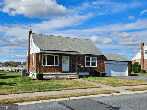 2823 GARFIELD AVENUE READING PA 19609