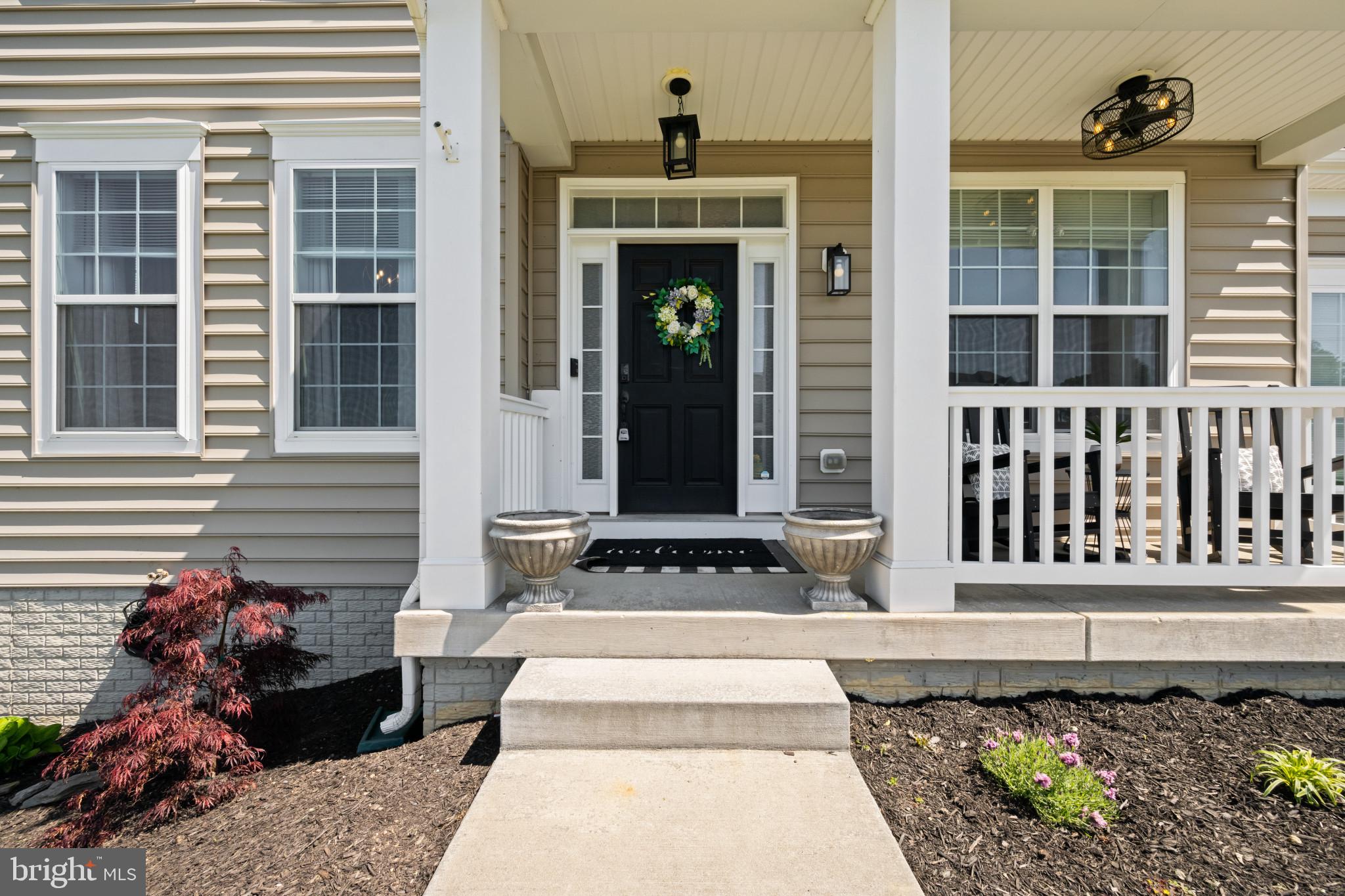ROYAL OAKS - Residential