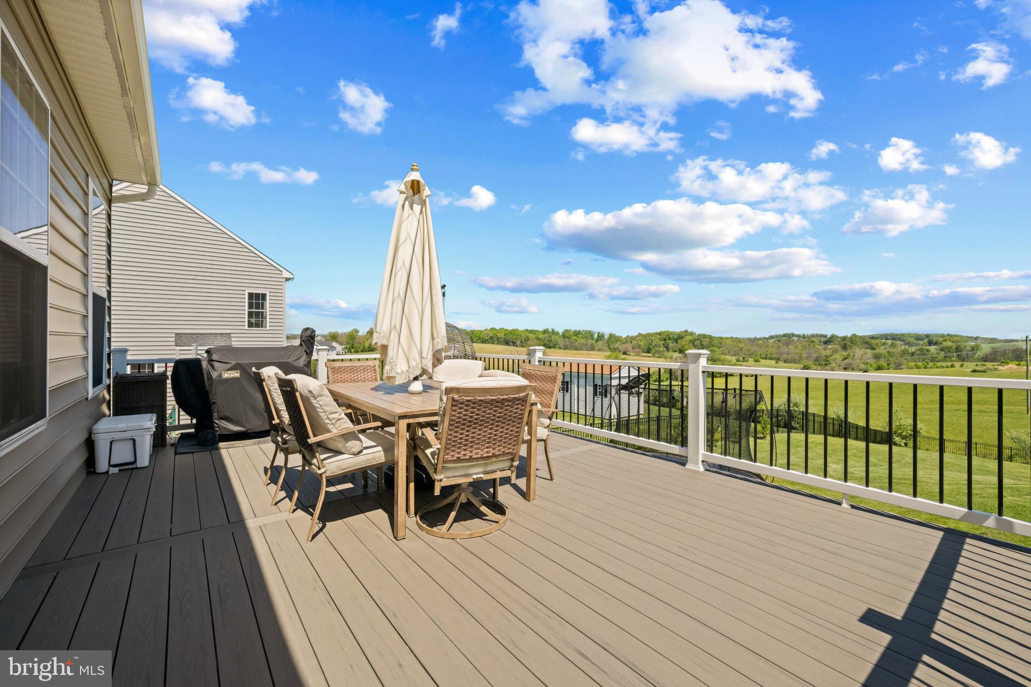 ROYAL OAKS - Residential