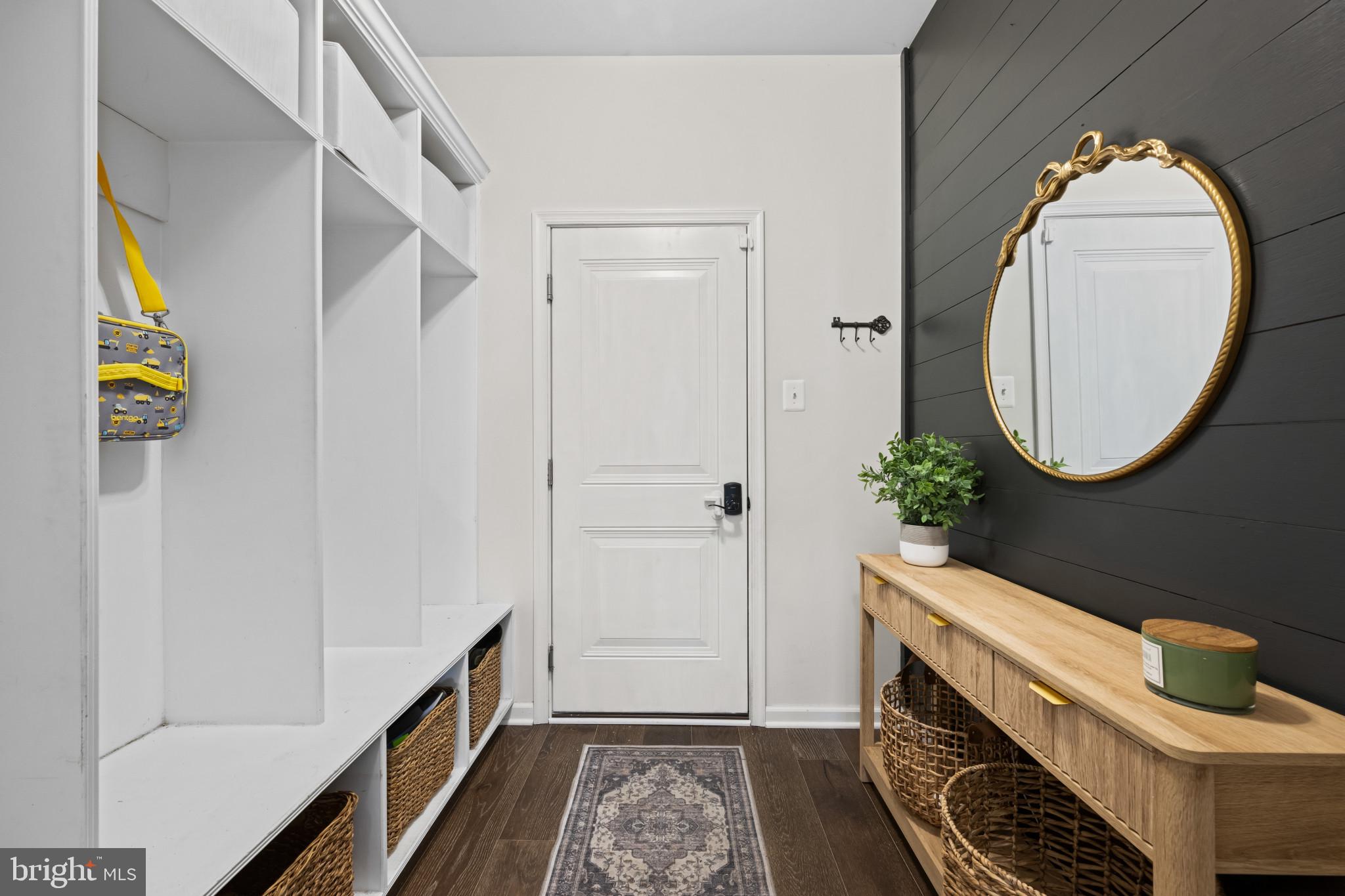 ROYAL OAKS - Residential