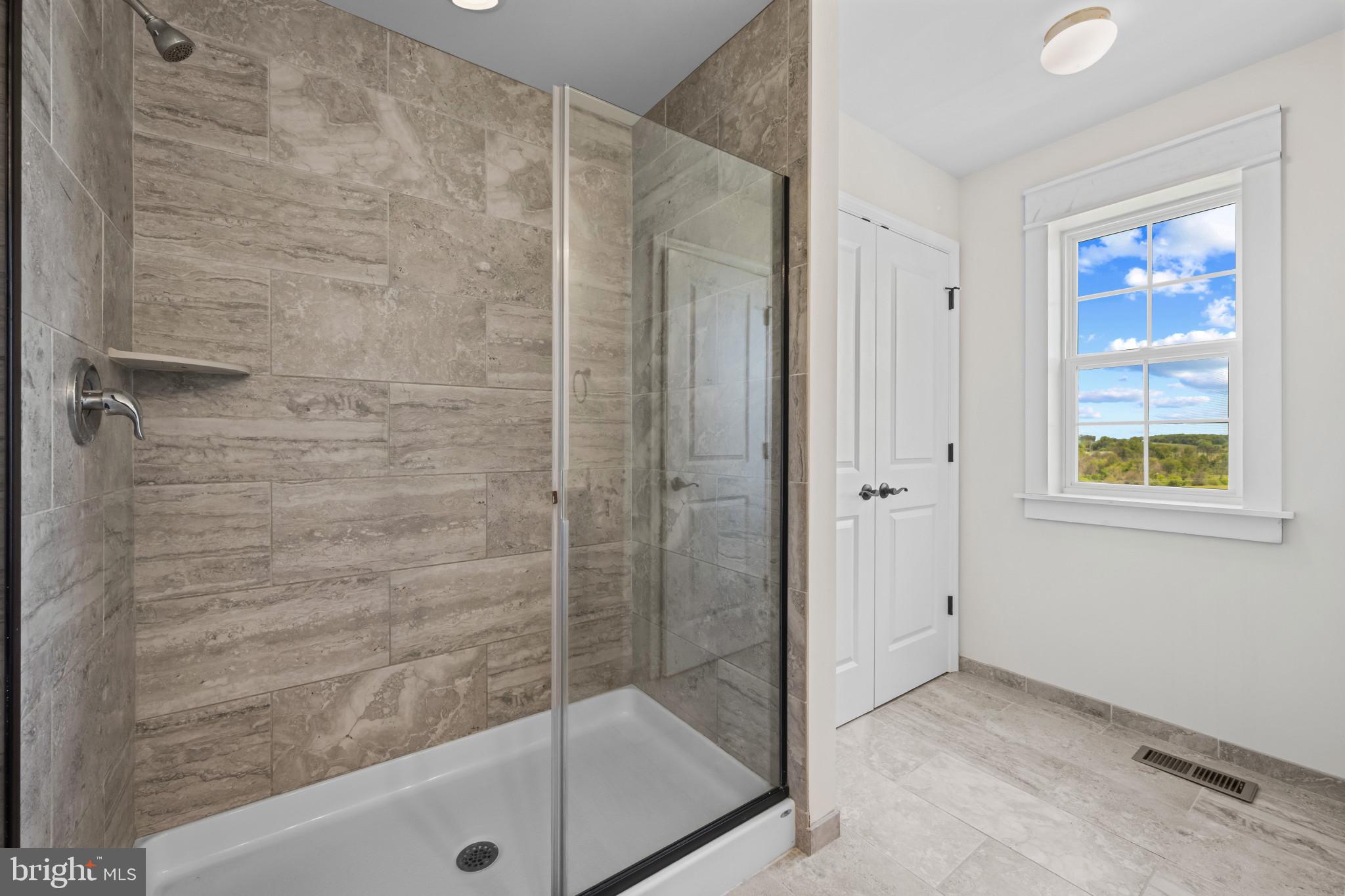ROYAL OAKS - Residential