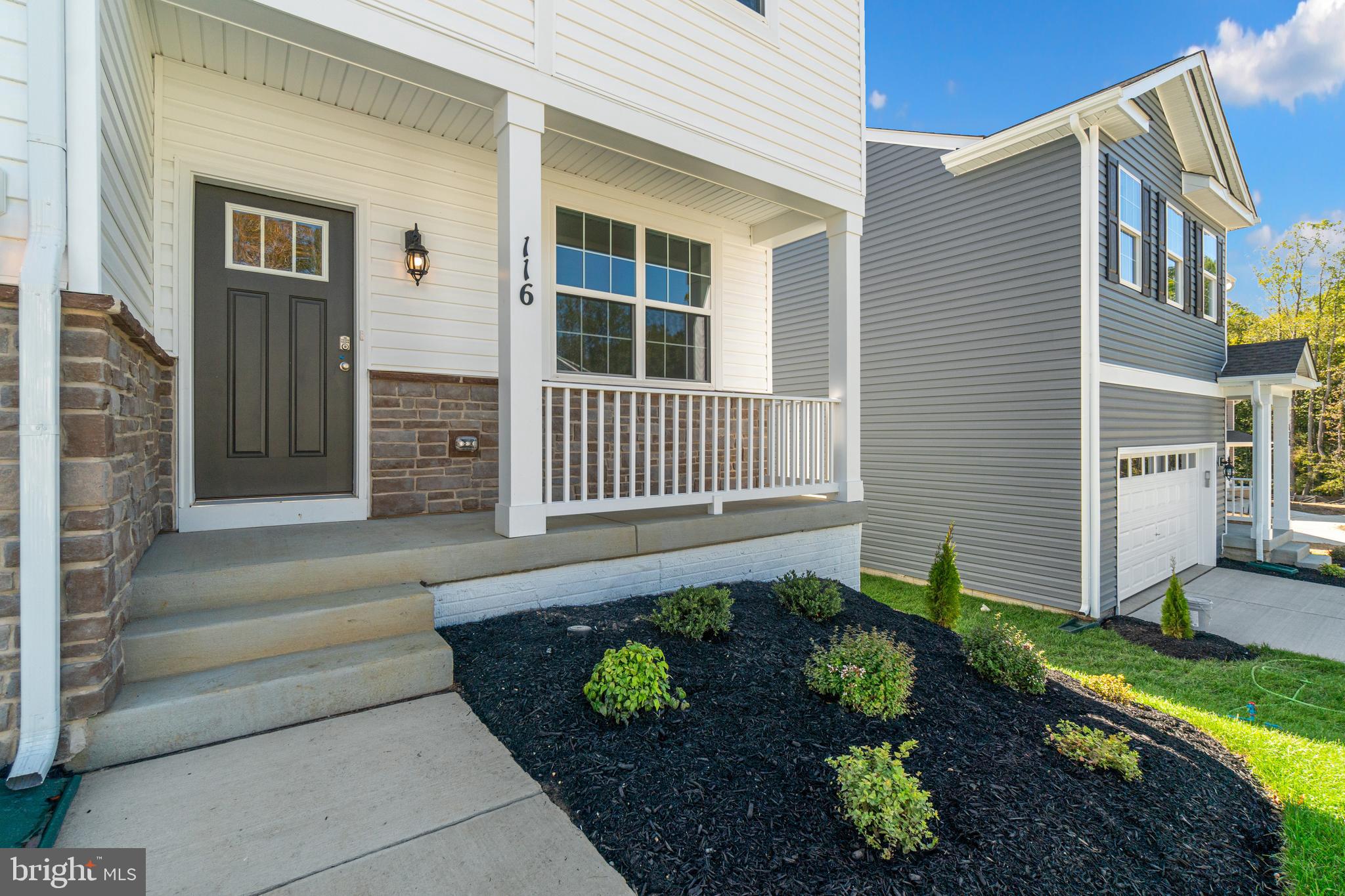 PINEGROVE - Residential