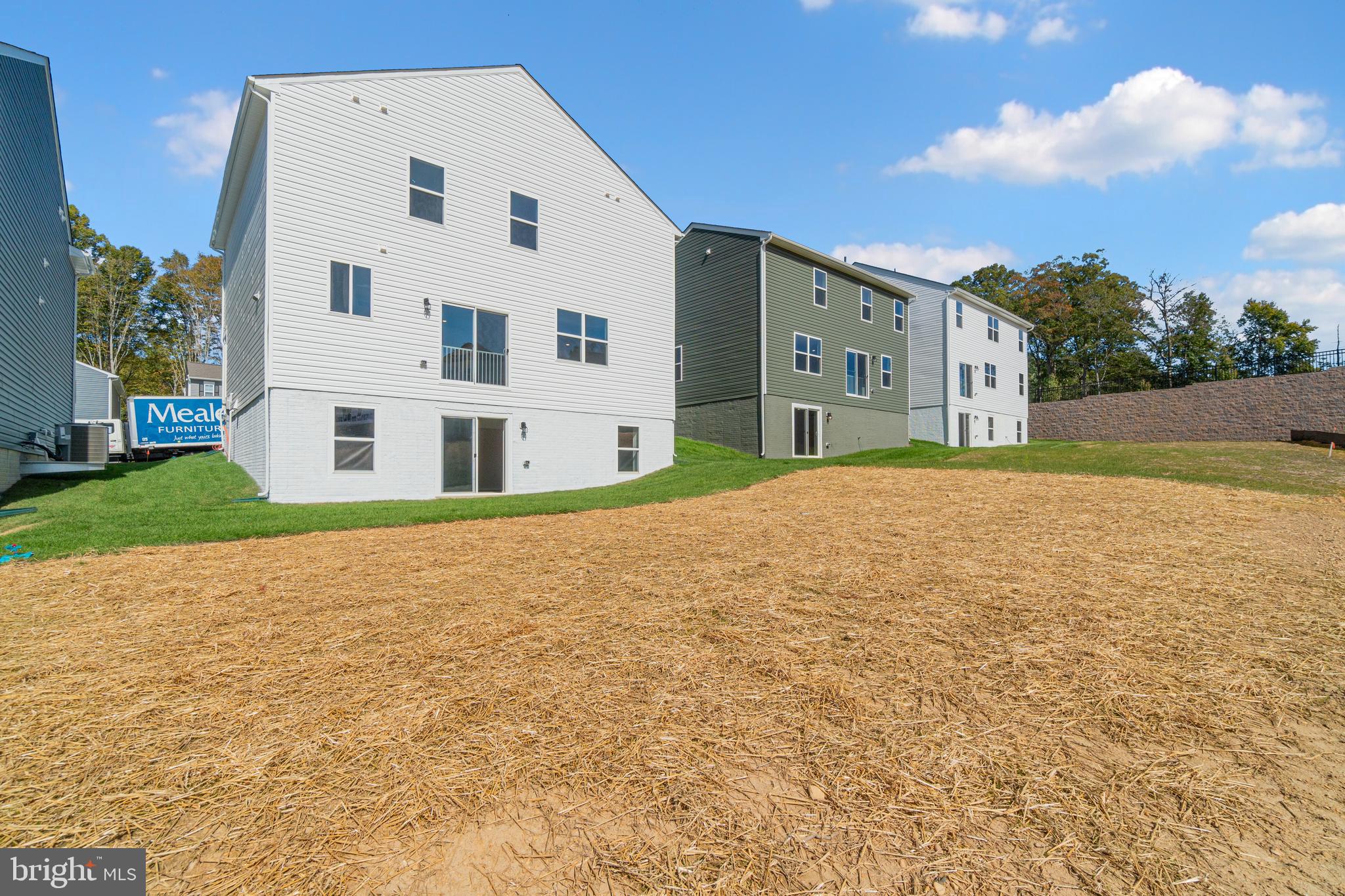 PINEGROVE - Residential