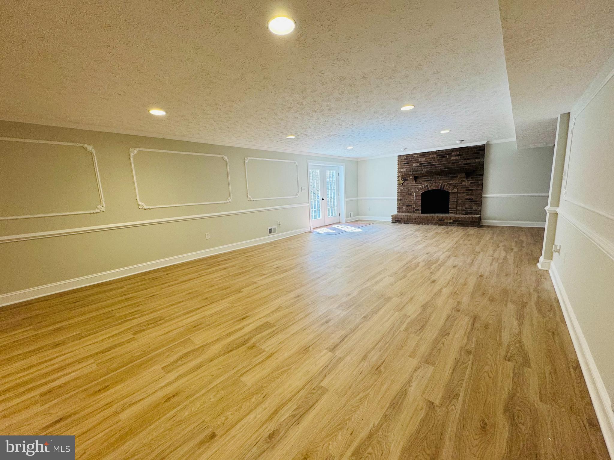 FLINTRIDGE - Residential