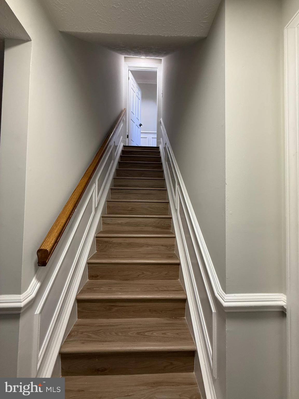 FLINTRIDGE - Residential