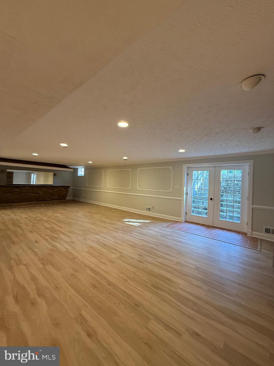 FLINTRIDGE - Residential