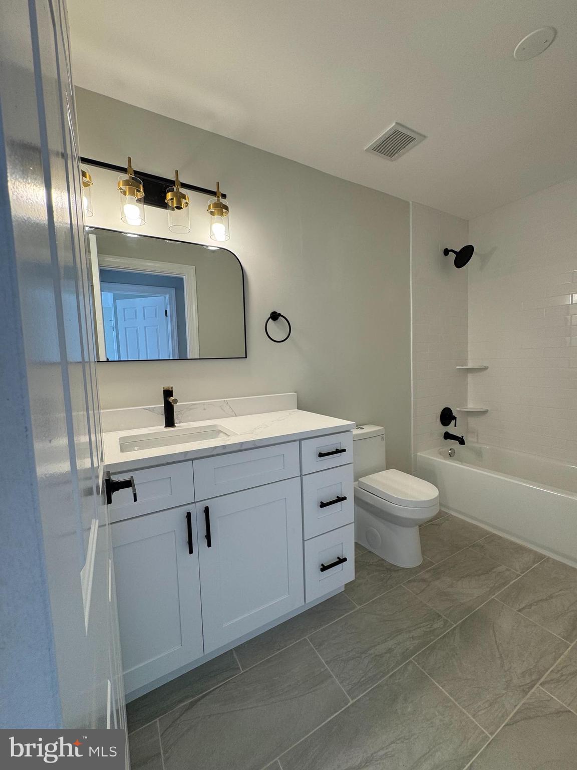 FLINTRIDGE - Residential