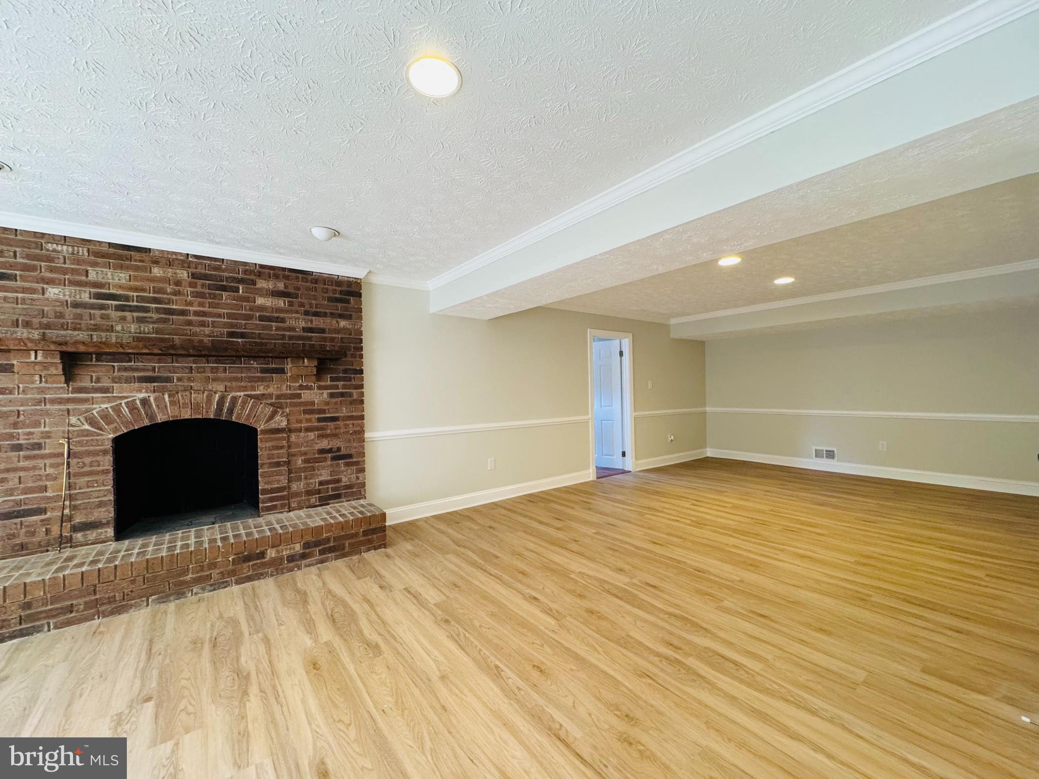 FLINTRIDGE - Residential