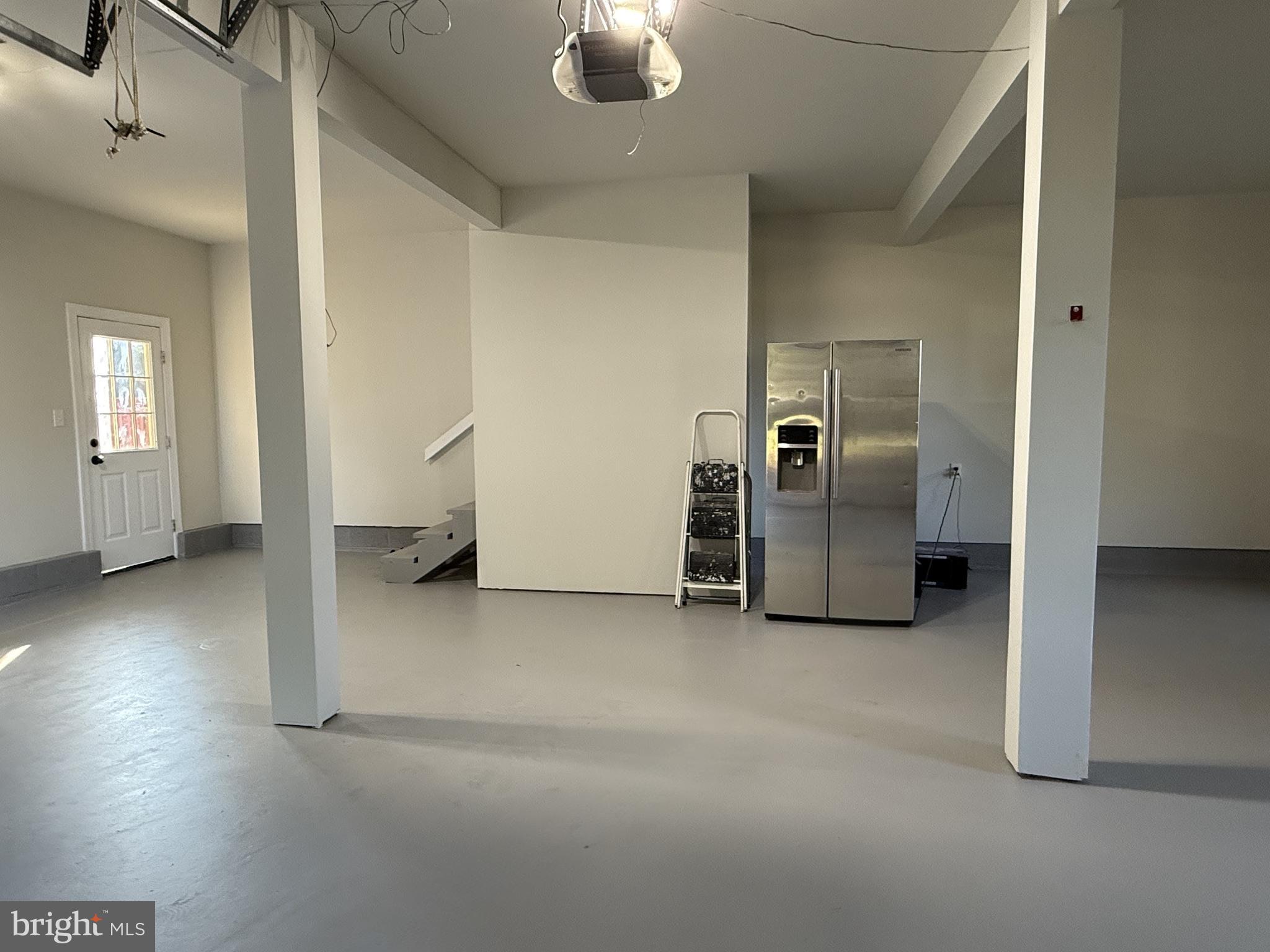 FLINTRIDGE - Residential