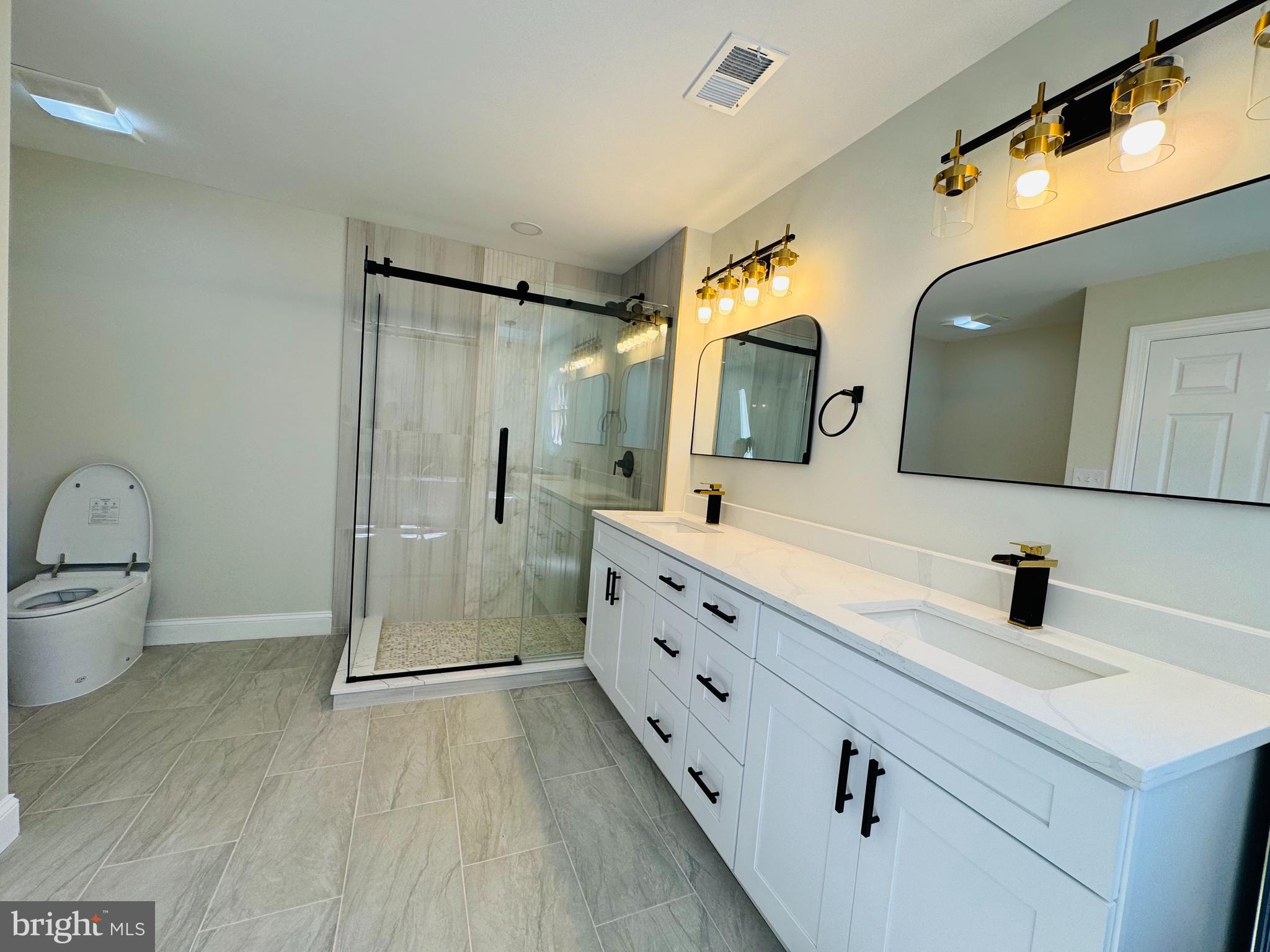 FLINTRIDGE - Residential