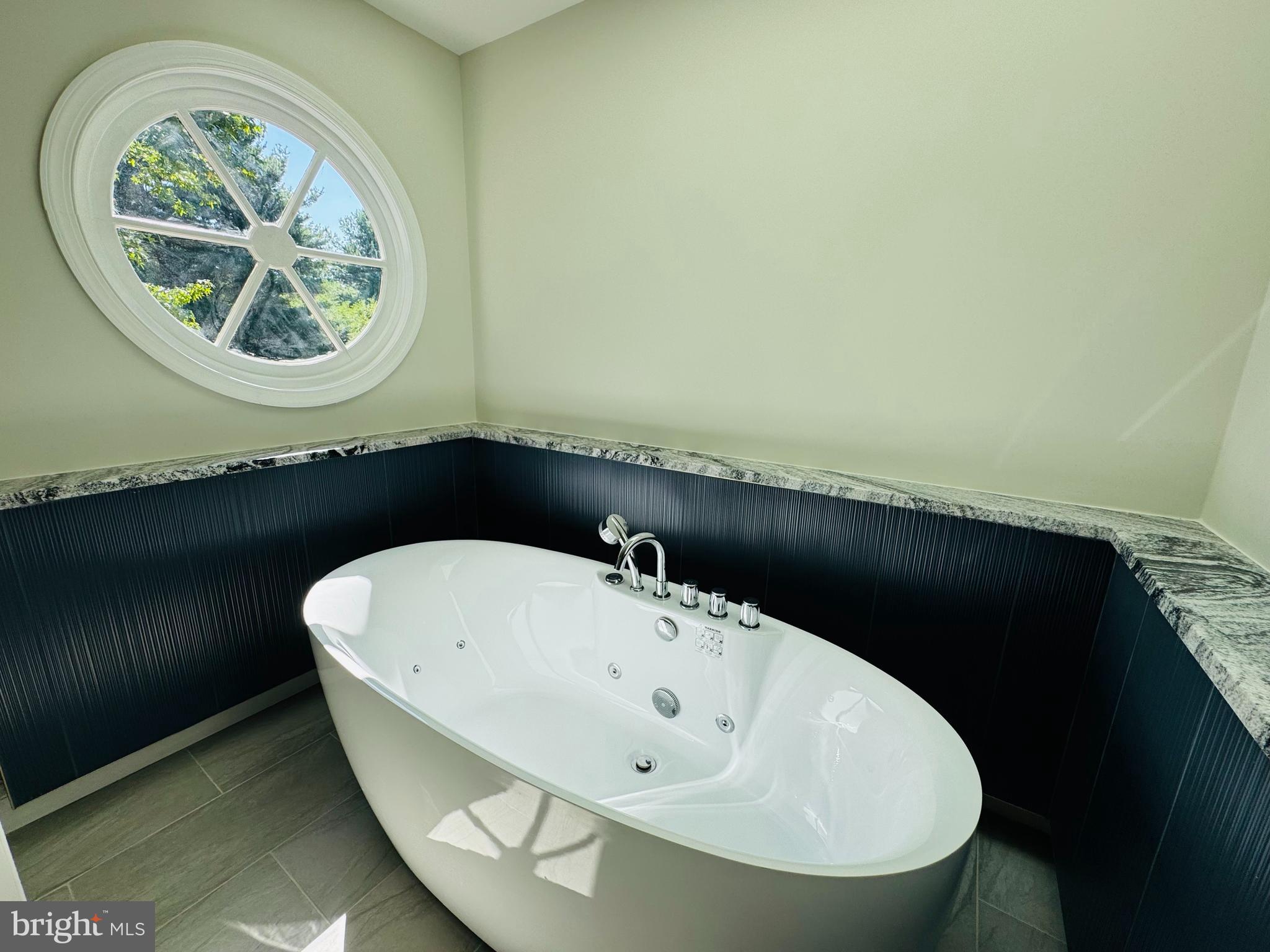 FLINTRIDGE - Residential