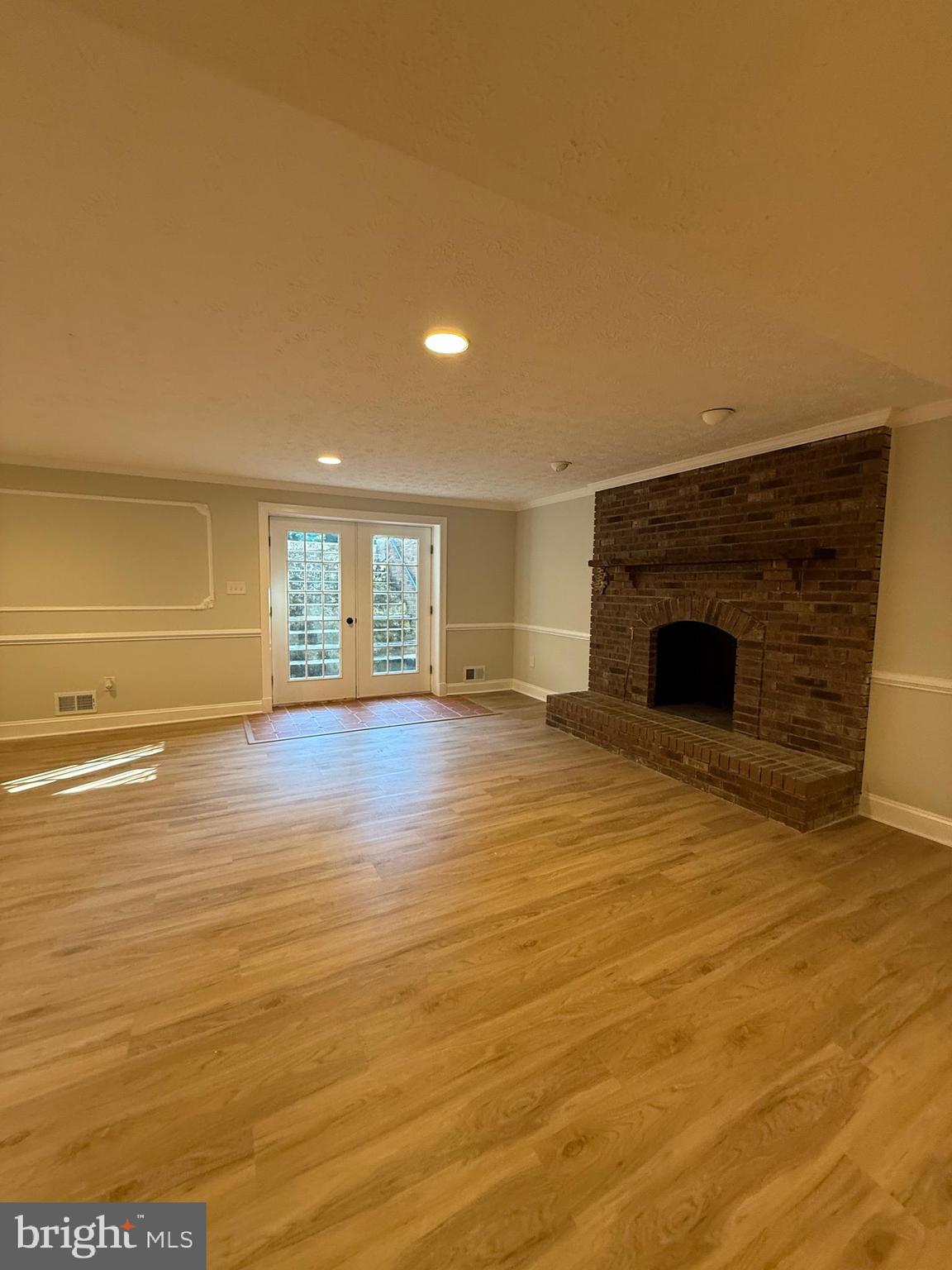 FLINTRIDGE - Residential