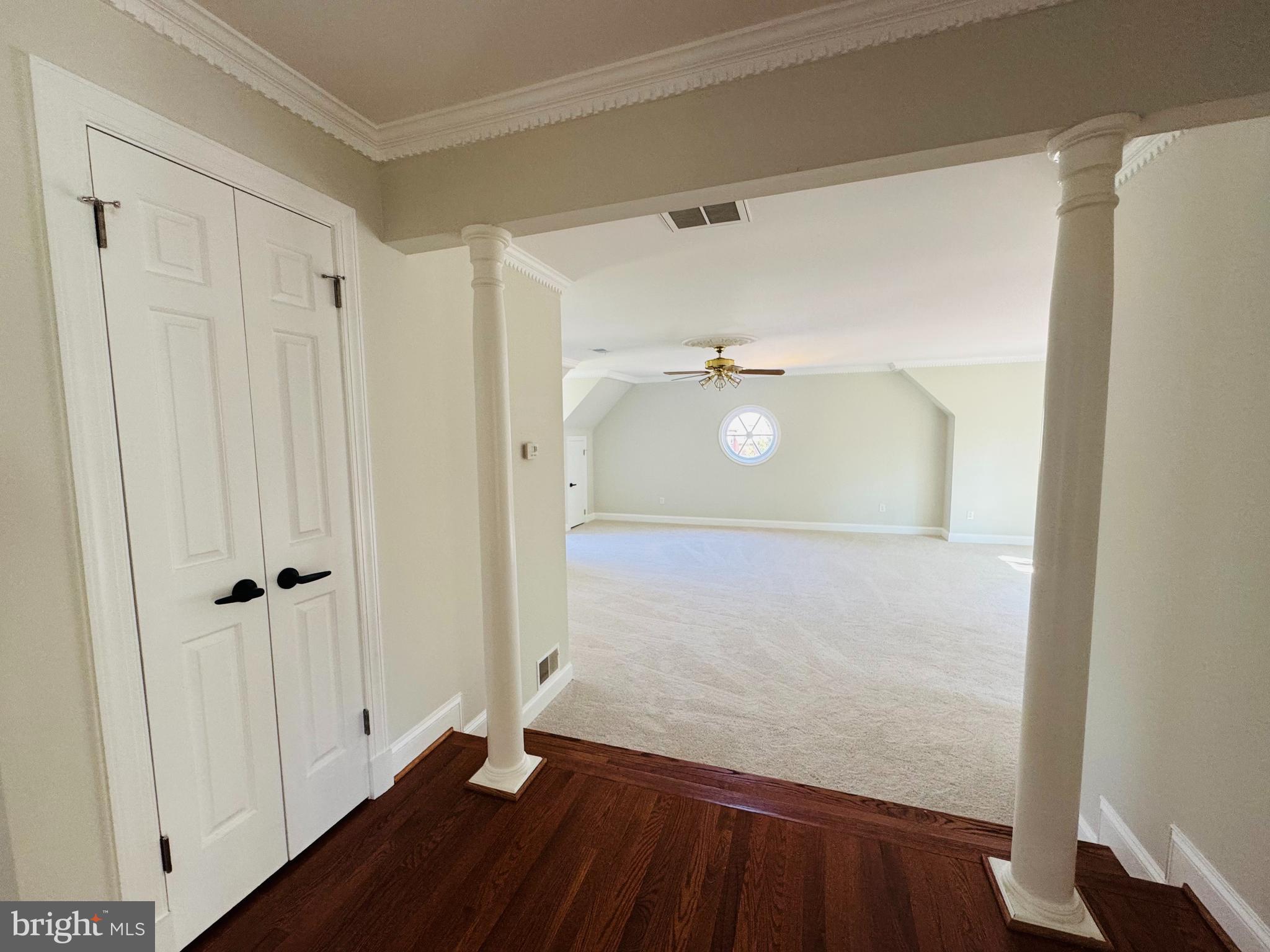 FLINTRIDGE - Residential